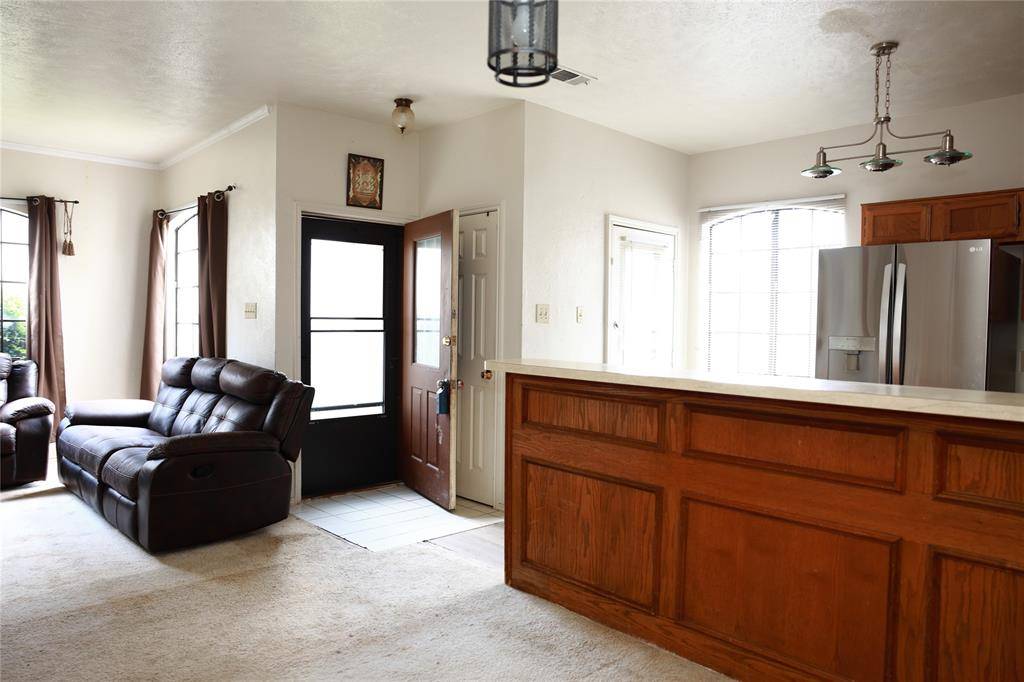 Duncanville, TX 75116,611 Oriole Boulevard #1404