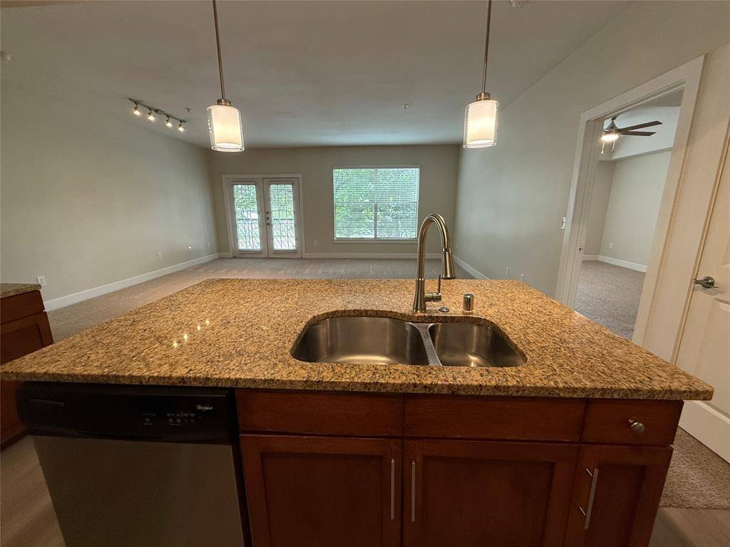 Dallas, TX 75206,2525 N Henderson Avenue #224