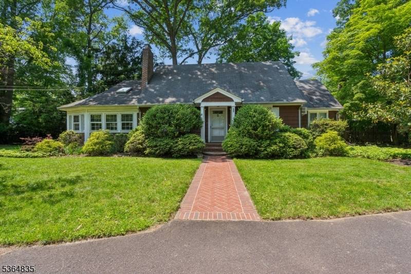 Hillsdale Boro, NJ 07642,96 Washington Avenue