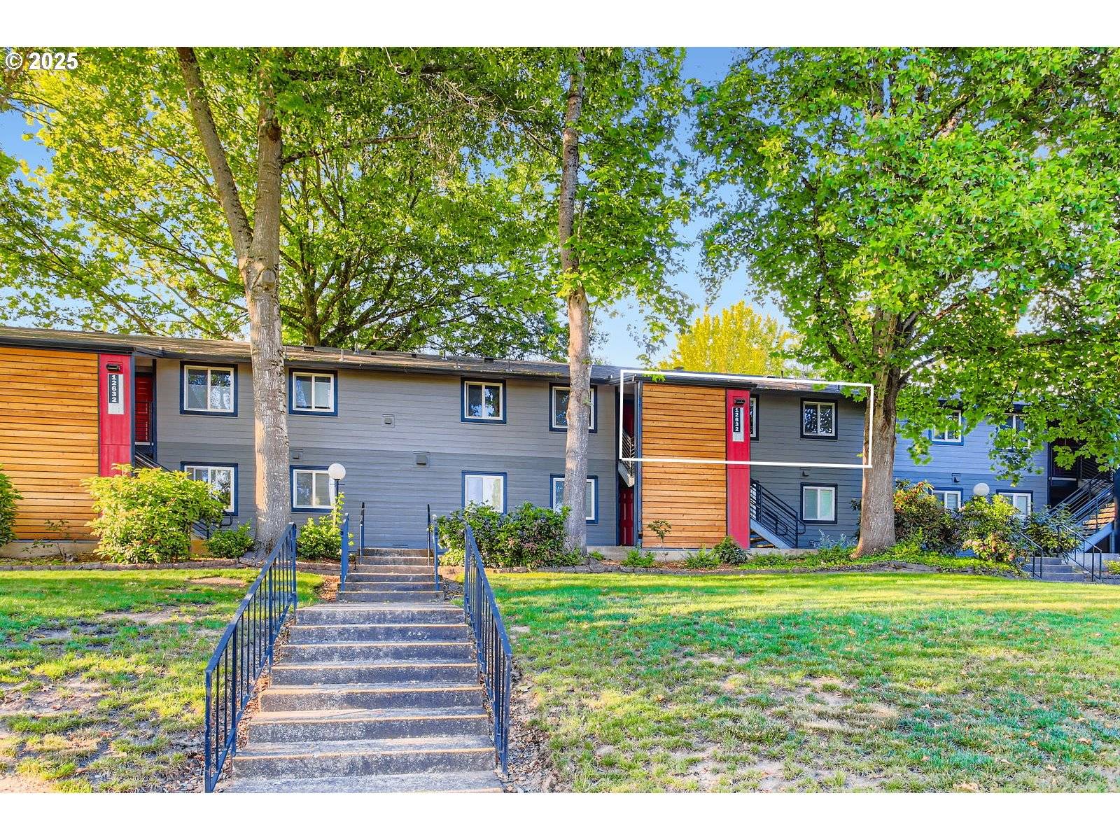 Portland, OR 97229,12632 NW BARNES RD #7