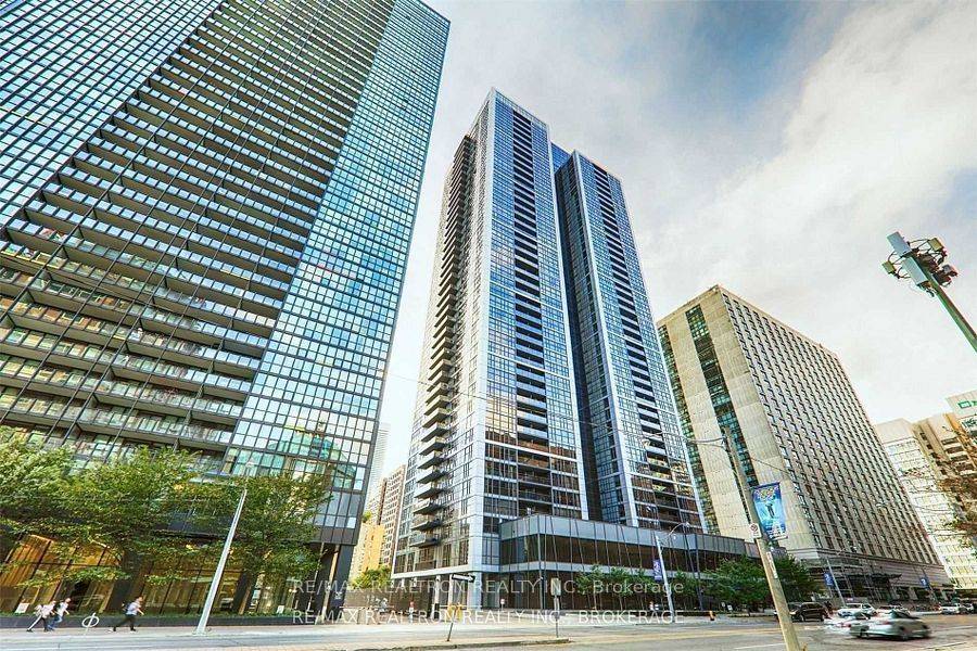 Toronto C08, ON M4Y 2T4,28 Ted Rogers WAY #711