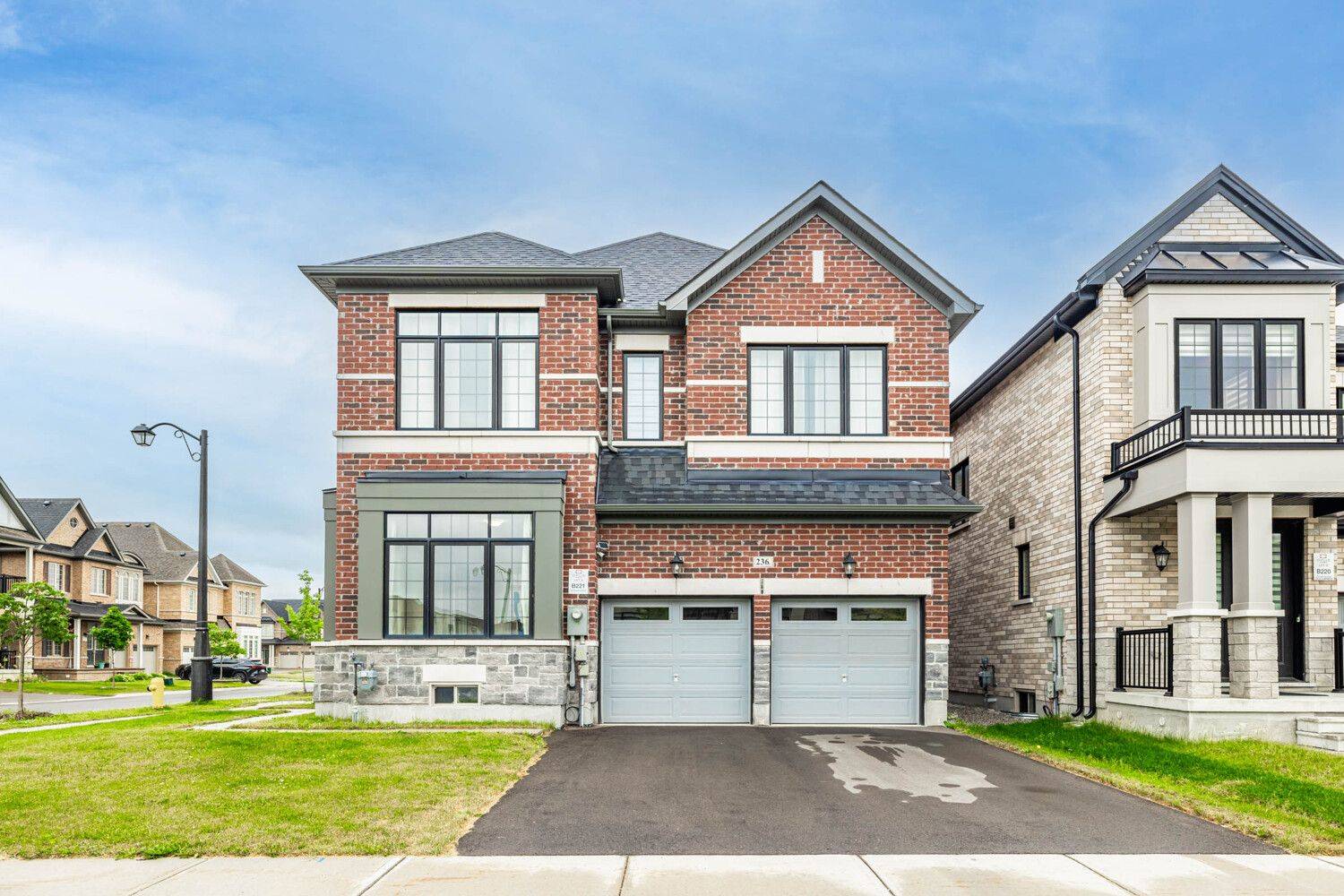 Vaughan, ON L4H 5C4,236 Bellefond ST