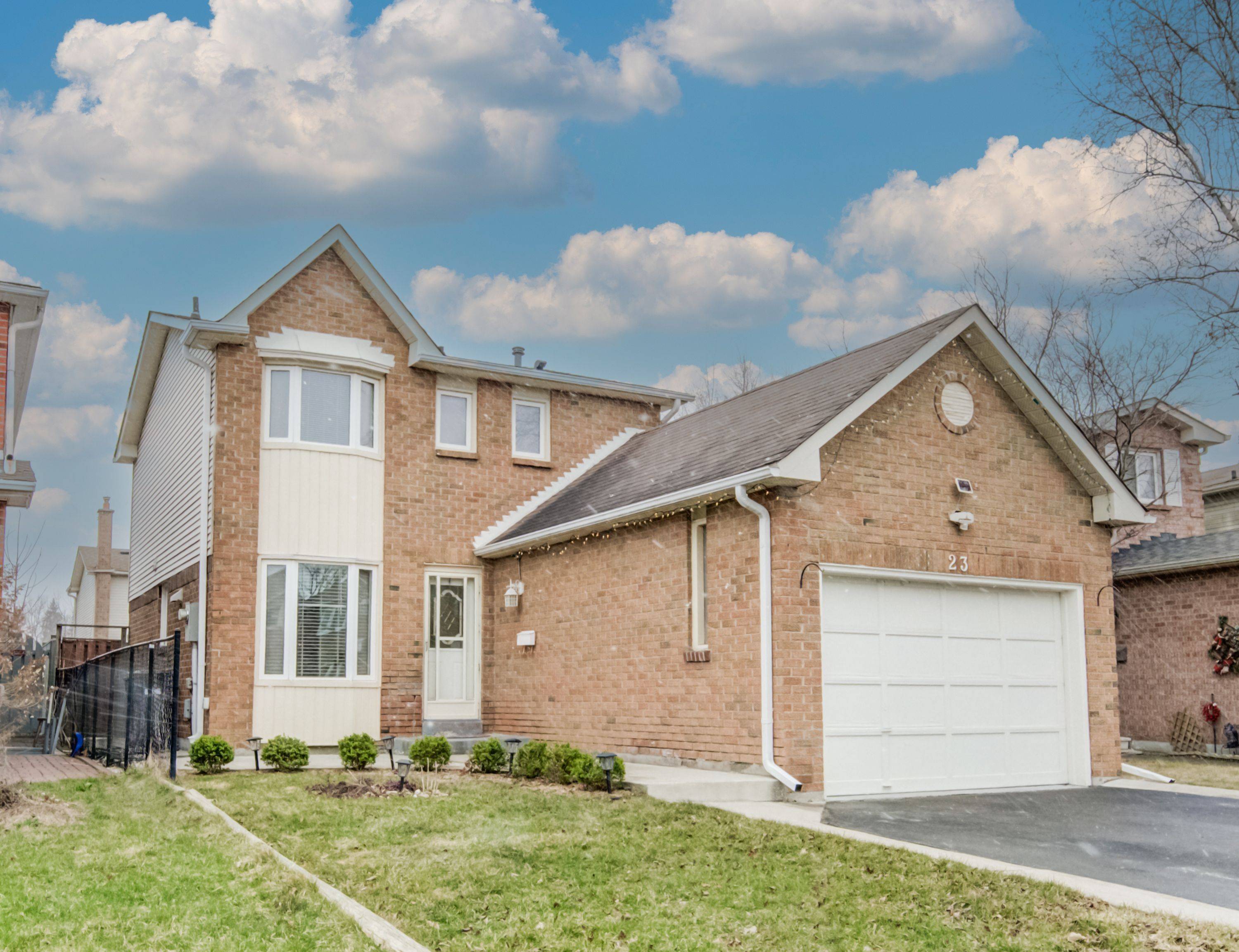 Brampton, ON L6Z 2C3,23 Driftwood CRES