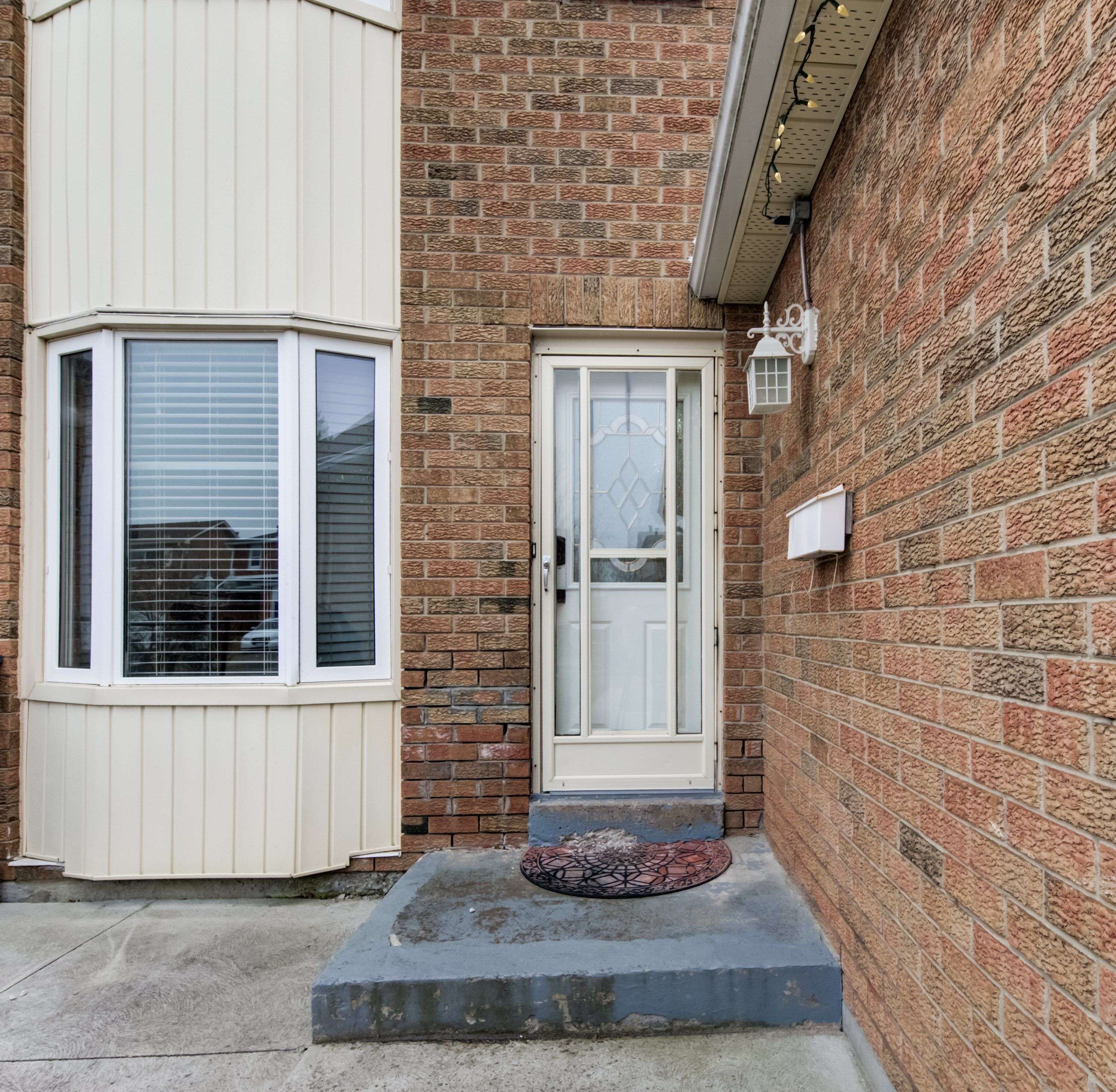 Brampton, ON L6Z 2C3,23 Driftwood CRES
