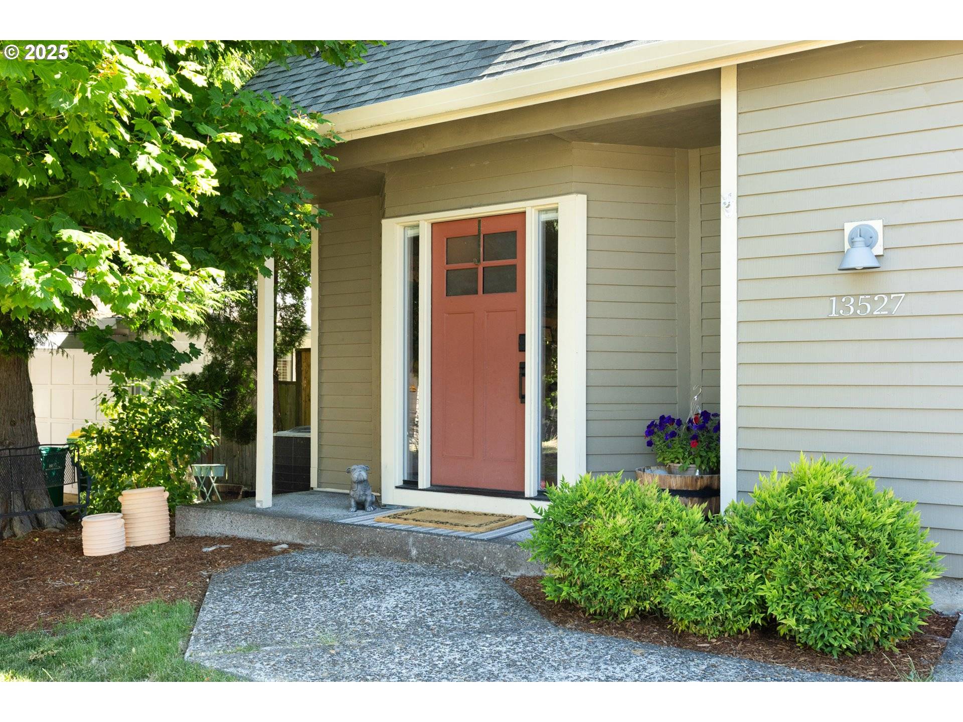 Tigard, OR 97223,13527 SW ASHBURY LN