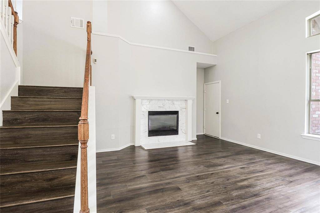 Desoto, TX 75115,512 Dogwood Trail
