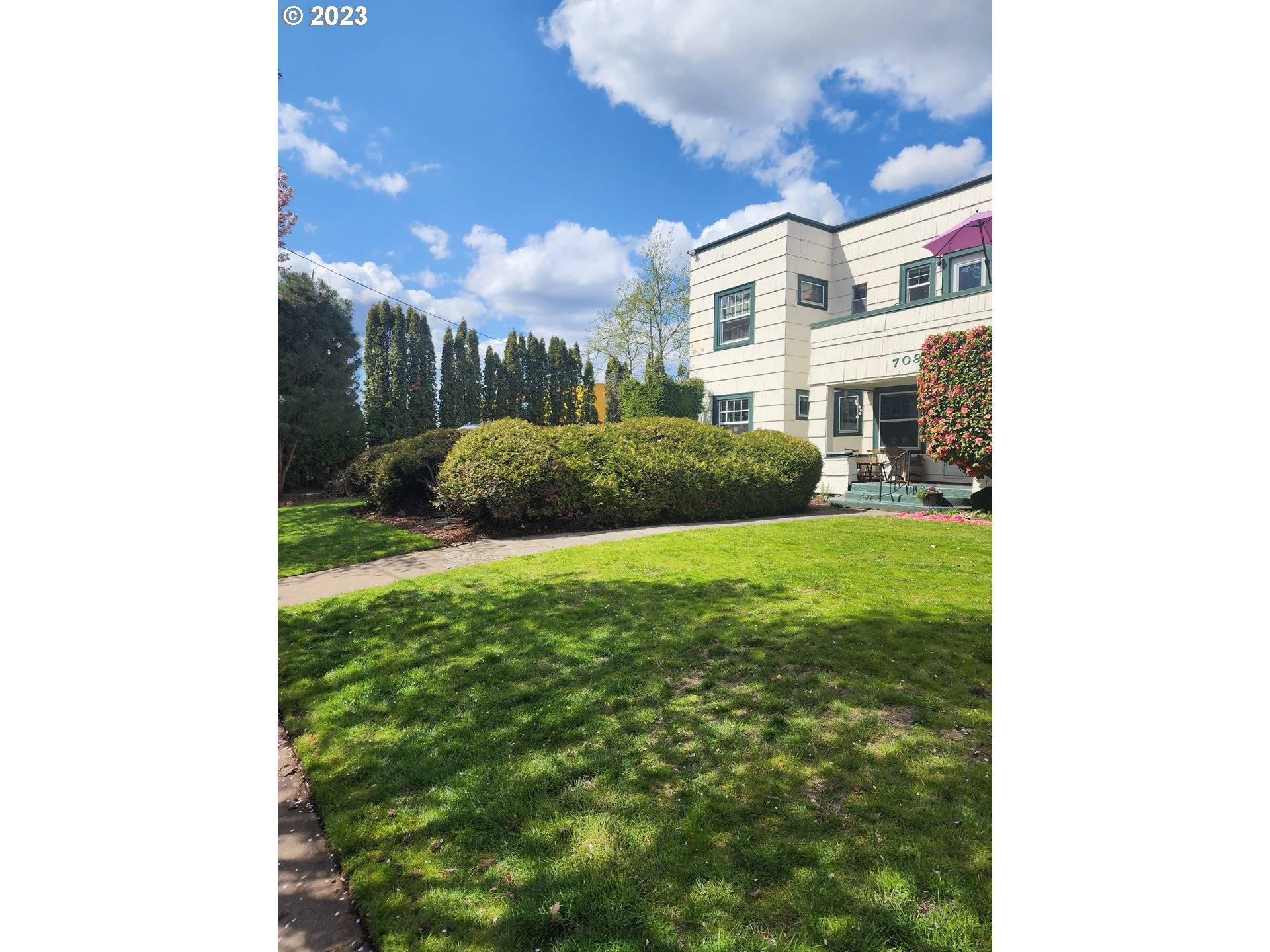 Portland, OR 97217,709 N ROSA PARKS WAY