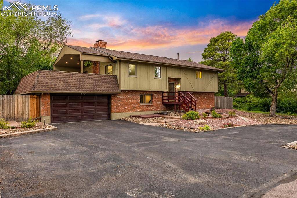 Colorado Springs, CO 80918,1871 Brookwood DR