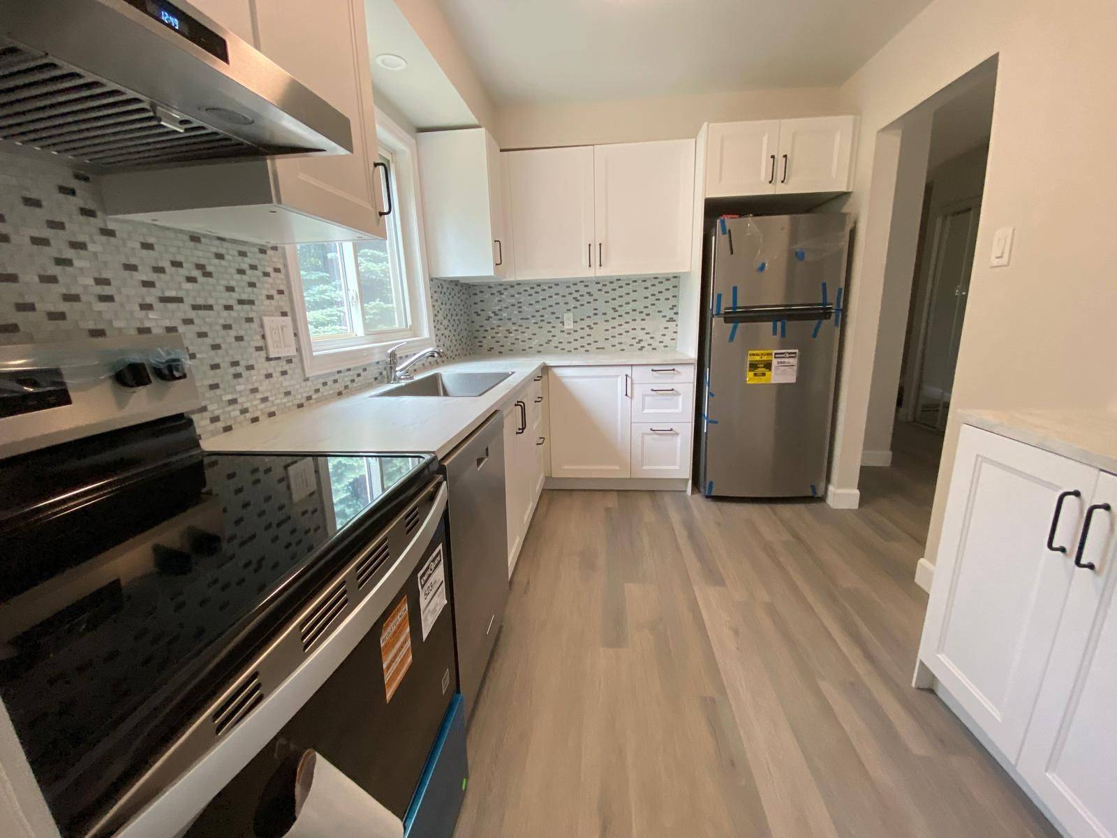 Burlington, ON L7R 4H7,2200 Glenwood School DR #28