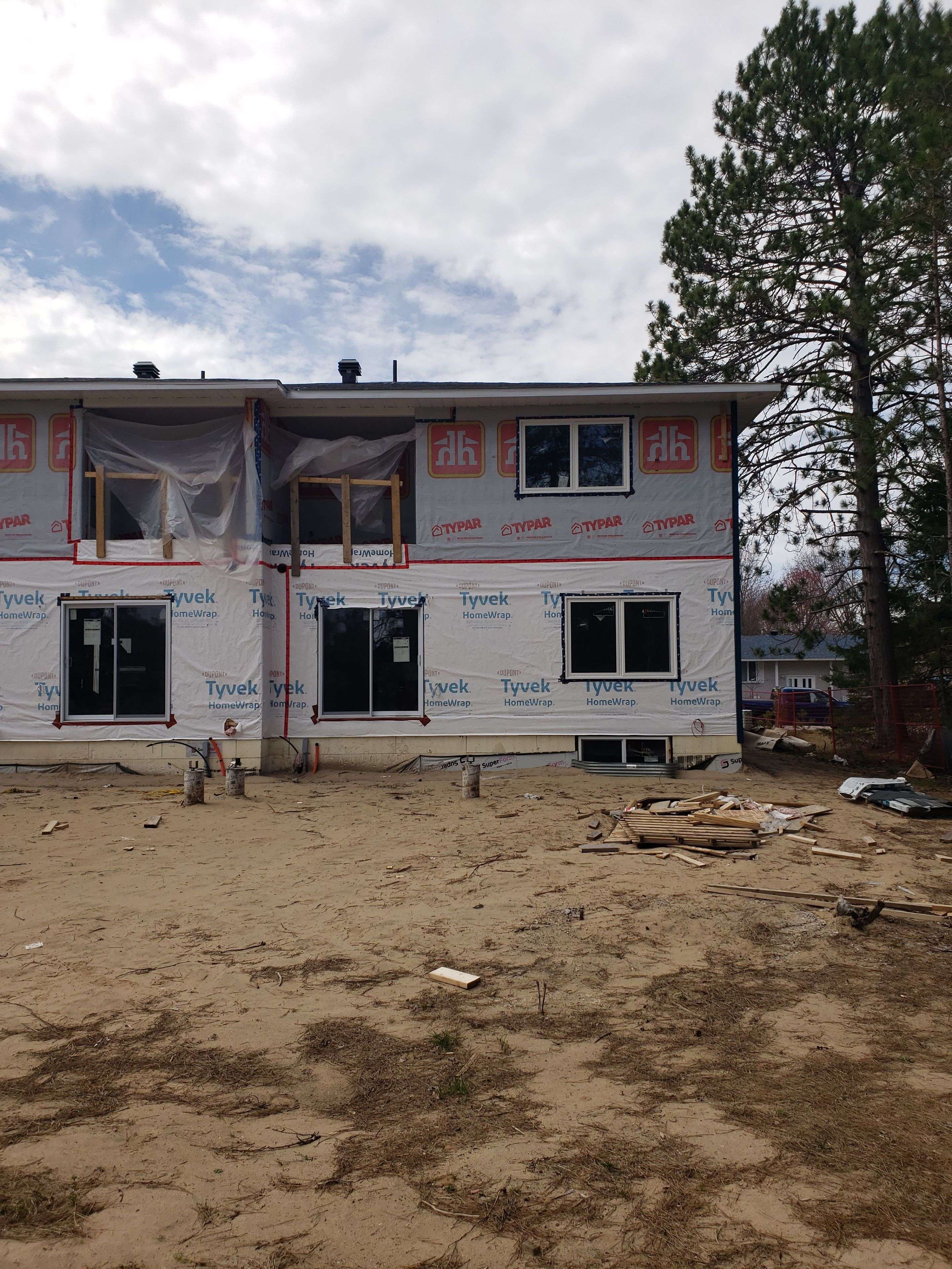 Deep River, ON K0J 1P0,94D Frontenac CRES