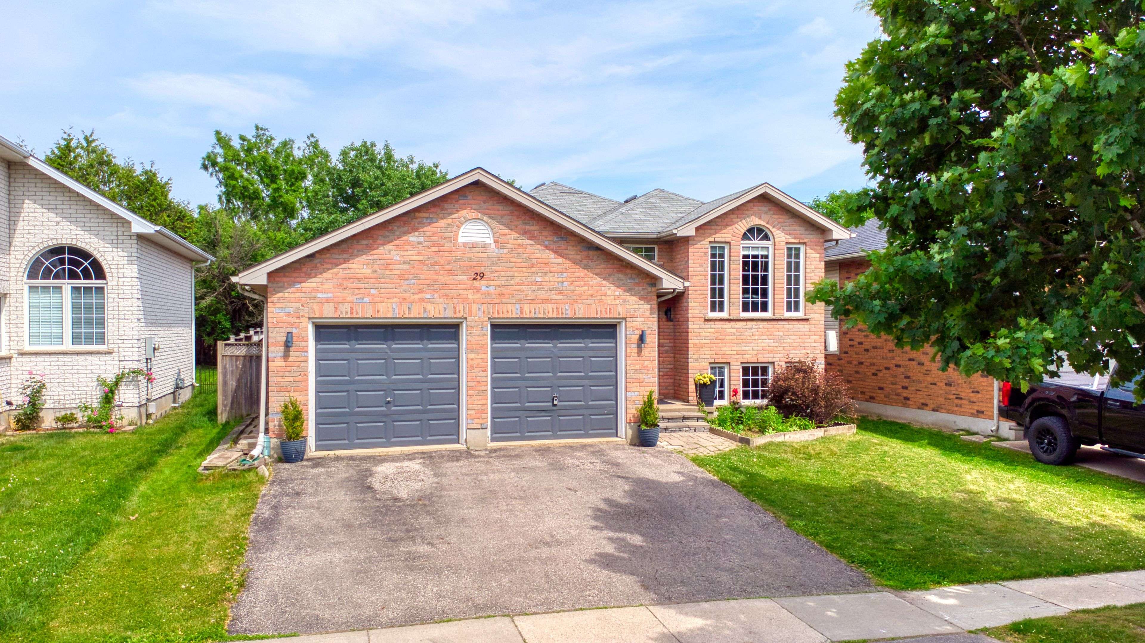 St. Thomas, ON N5P 4J2,29 Ponsford PL