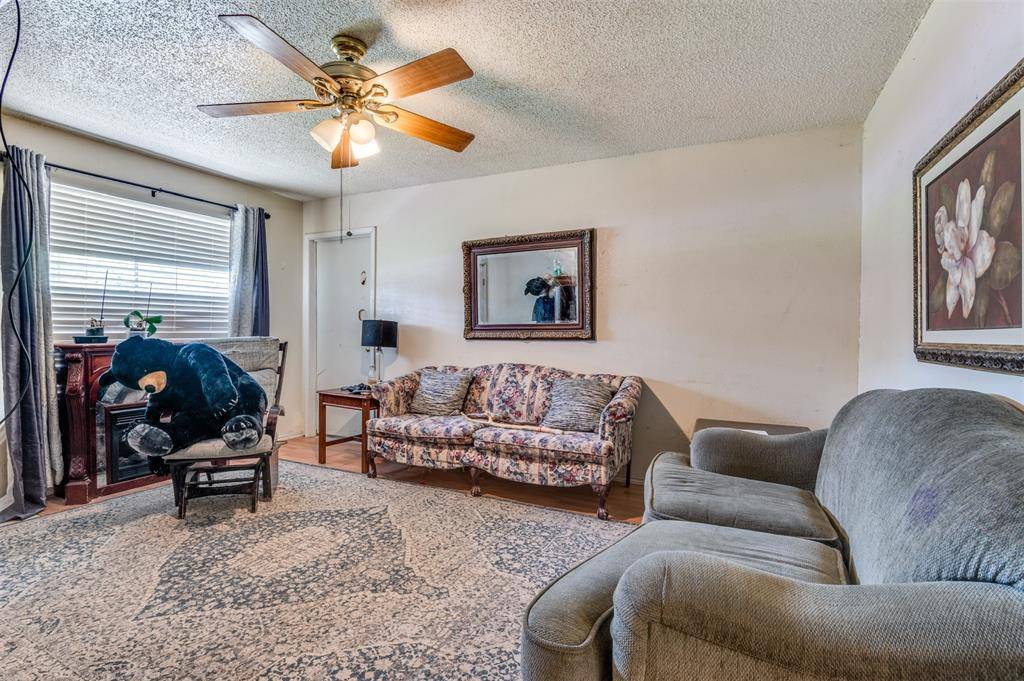 Palmer, TX 75152,681 Lakeview Drive