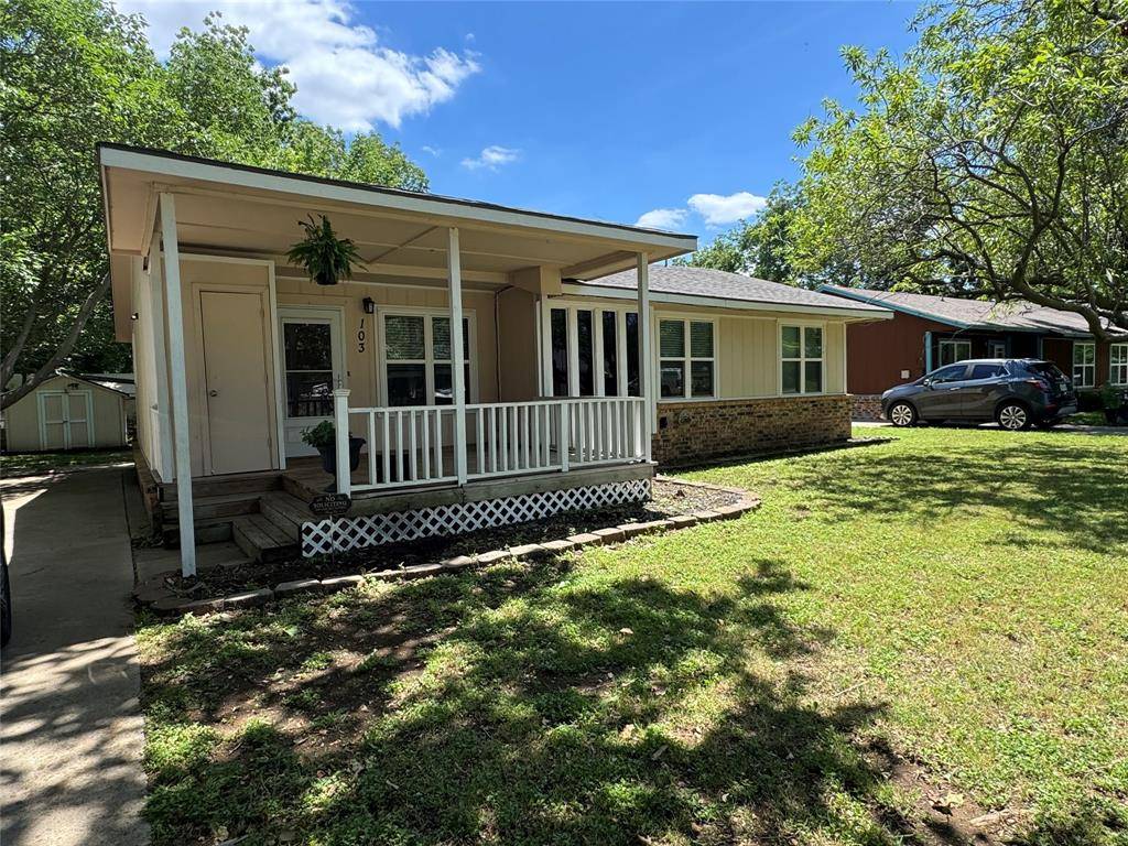 Aubrey, TX 76227,103 W Plum Street
