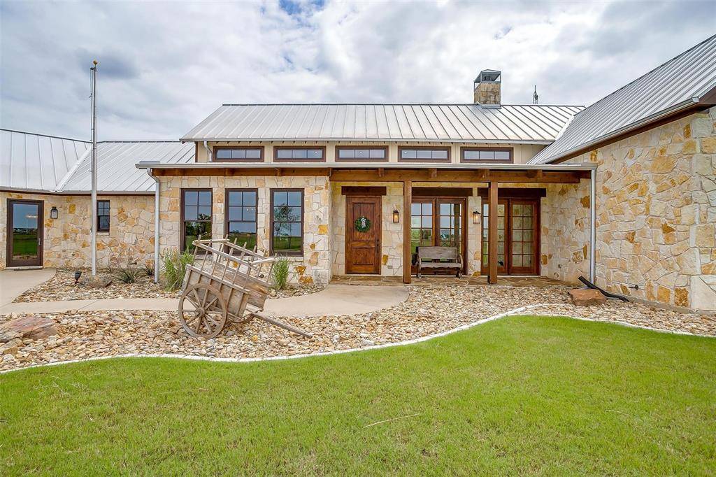 Whitesboro, TX 76273,390 Chisum Trail Road