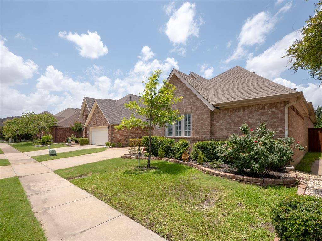 Irving, TX 75063,8611 Forest Glen Drive