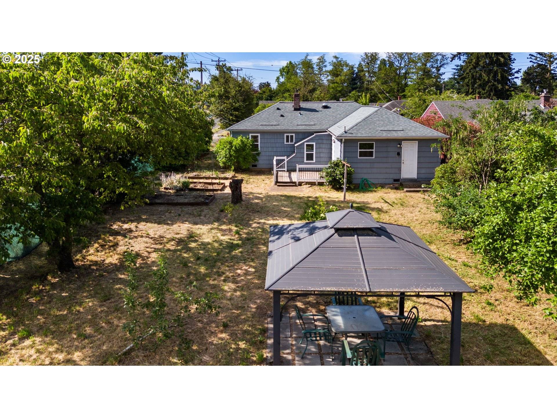 Portland, OR 97216,9135 SE HAWTHORNE BLVD