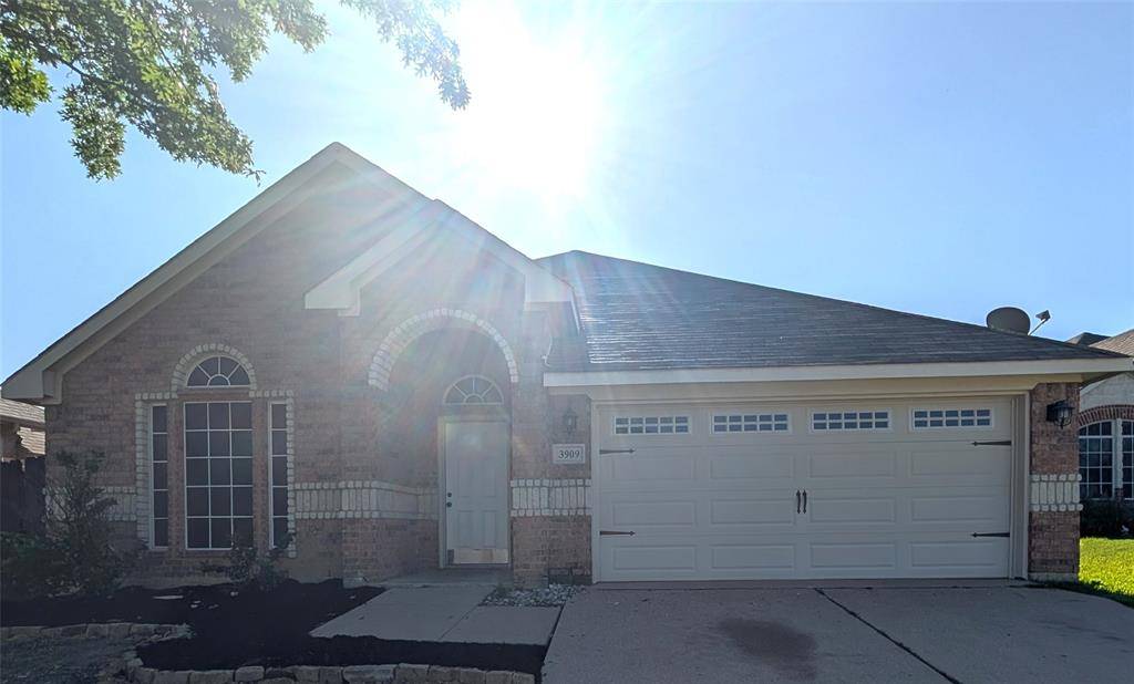 Fort Worth, TX 76244,3909 Vista Greens Drive