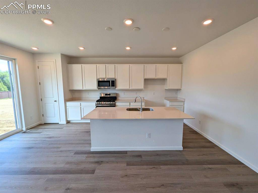 Colorado Springs, CO 80925,9354 Golden Buffs DR
