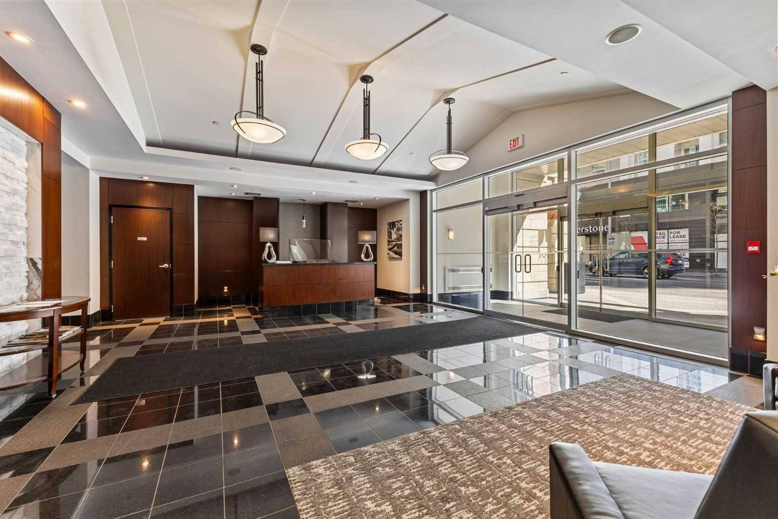 Calgary, AB T2P 0C3,910 5 AVE SW #1106