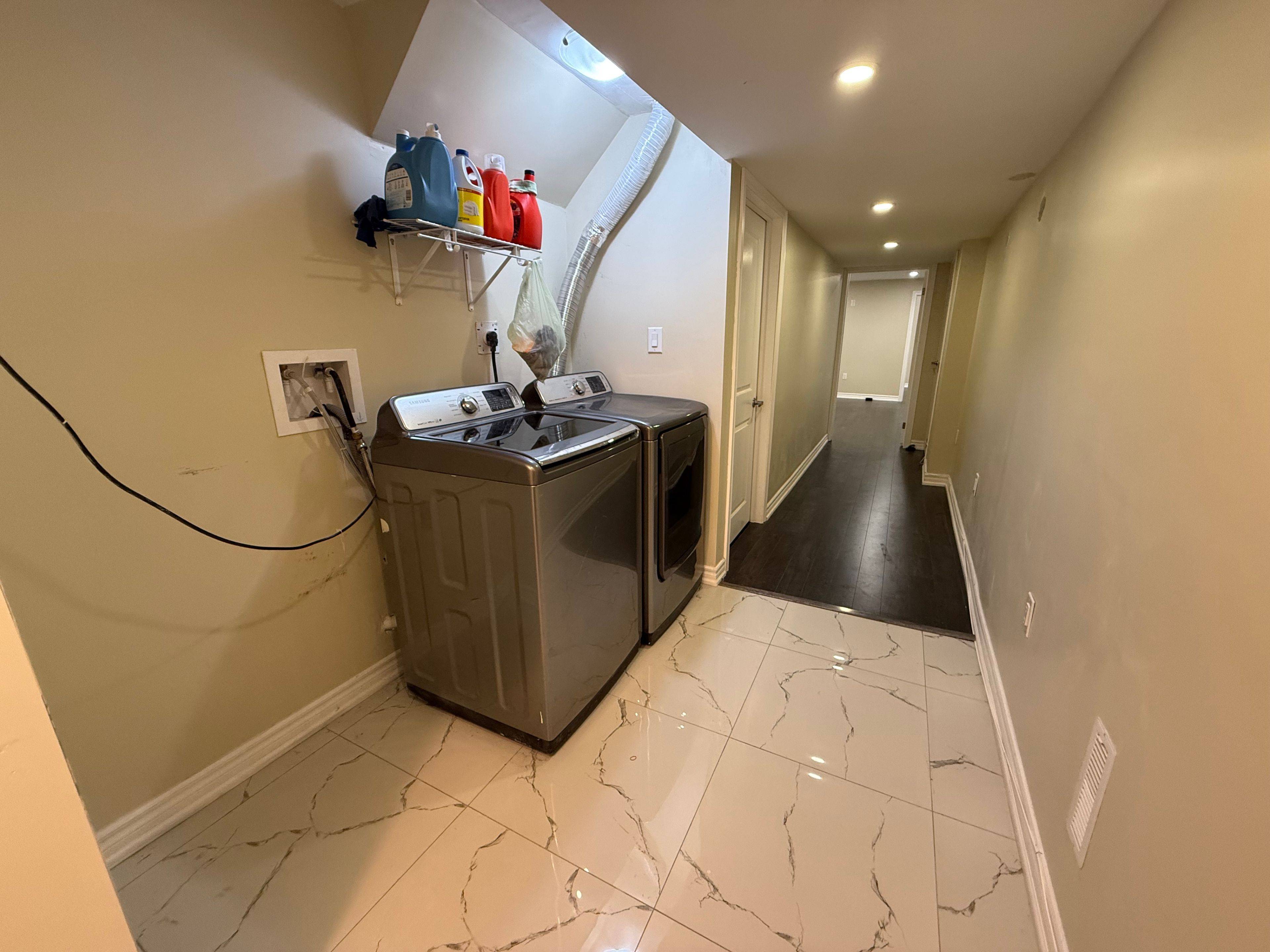 Pickering, ON L1X 0E2,2138 Saffron DR