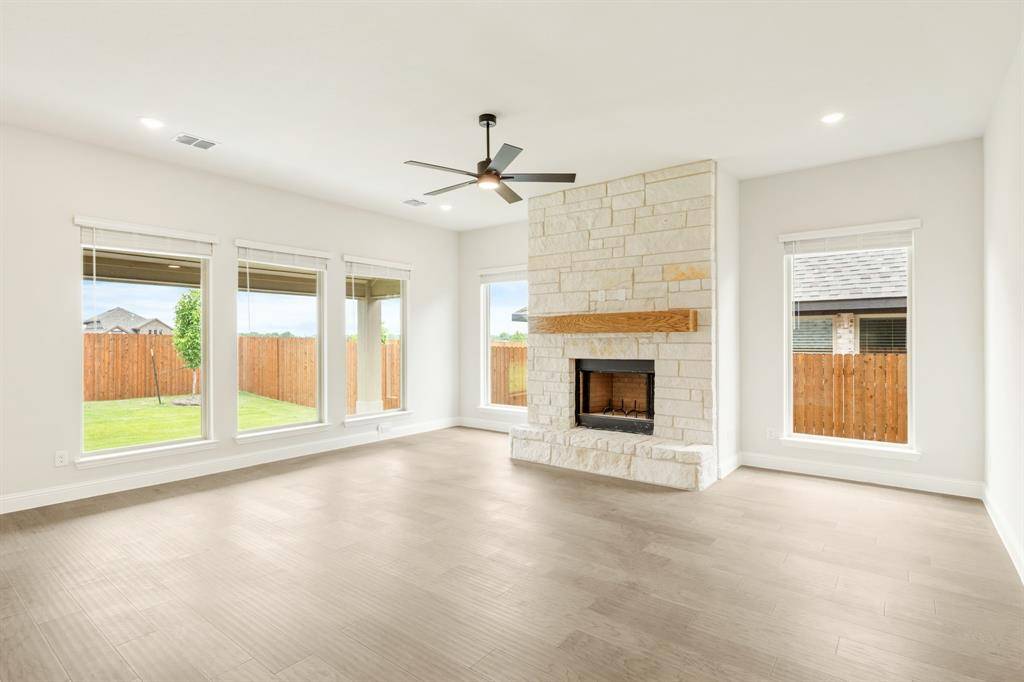 Waxahachie, TX 75165,513 Sanctuary Drive