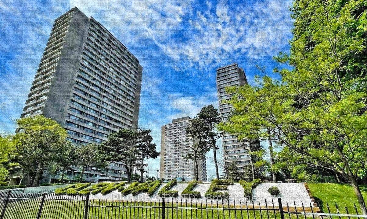 Toronto C11, ON M3C 1S7,725 Don Mills RD #1203