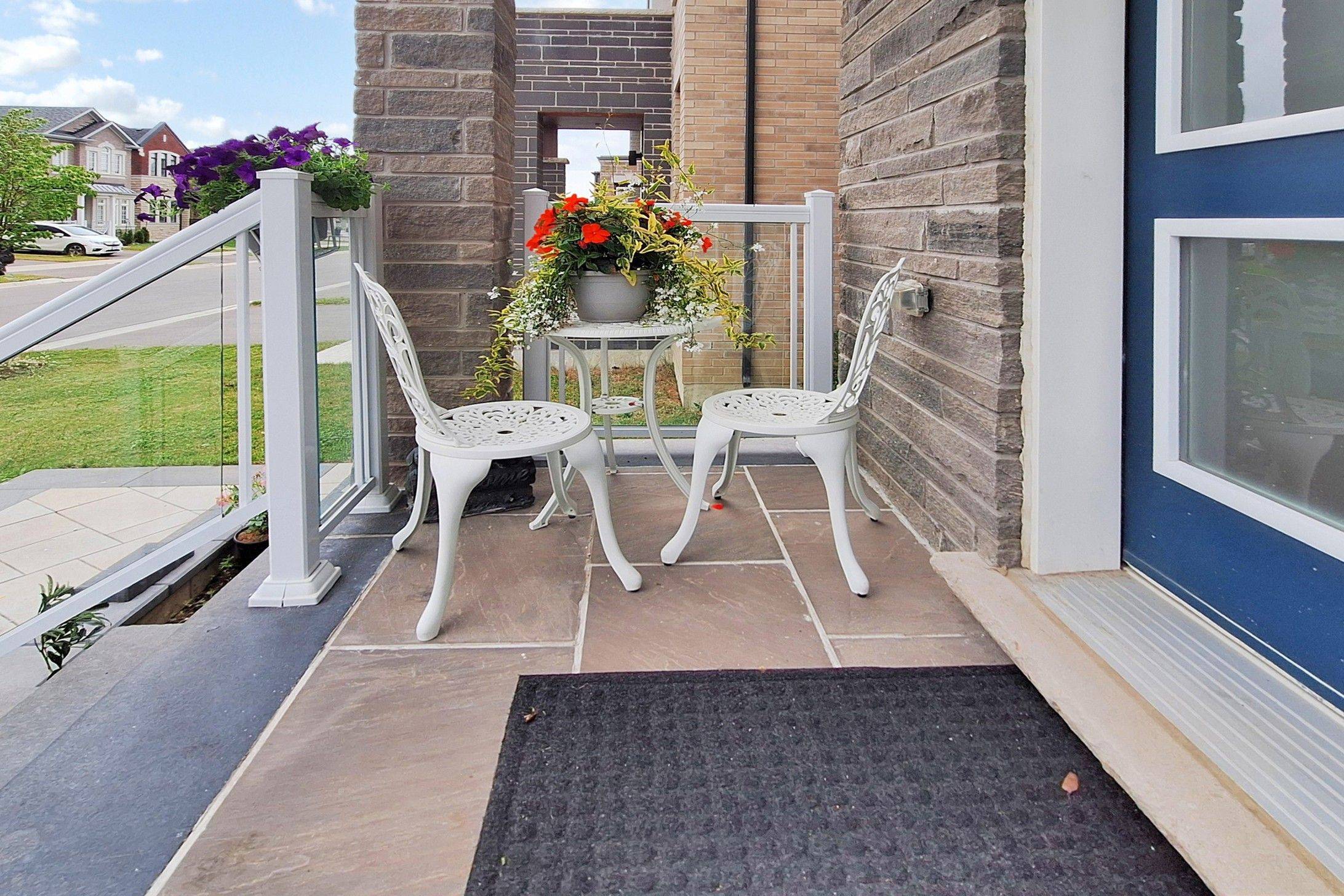 Whitchurch-stouffville, ON L4A 4X5,204 Steam Whistle DR