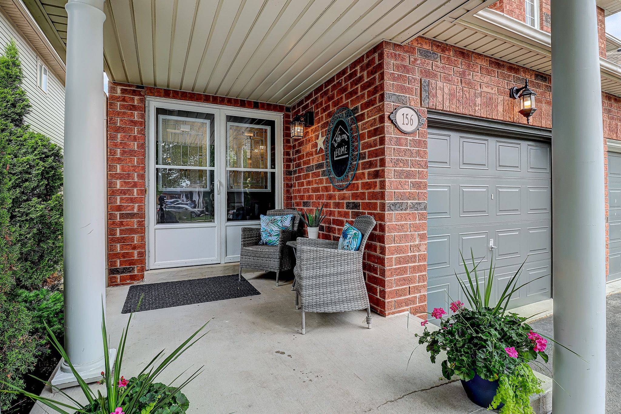 Milton, ON L9T 5T1,156 Manley LN