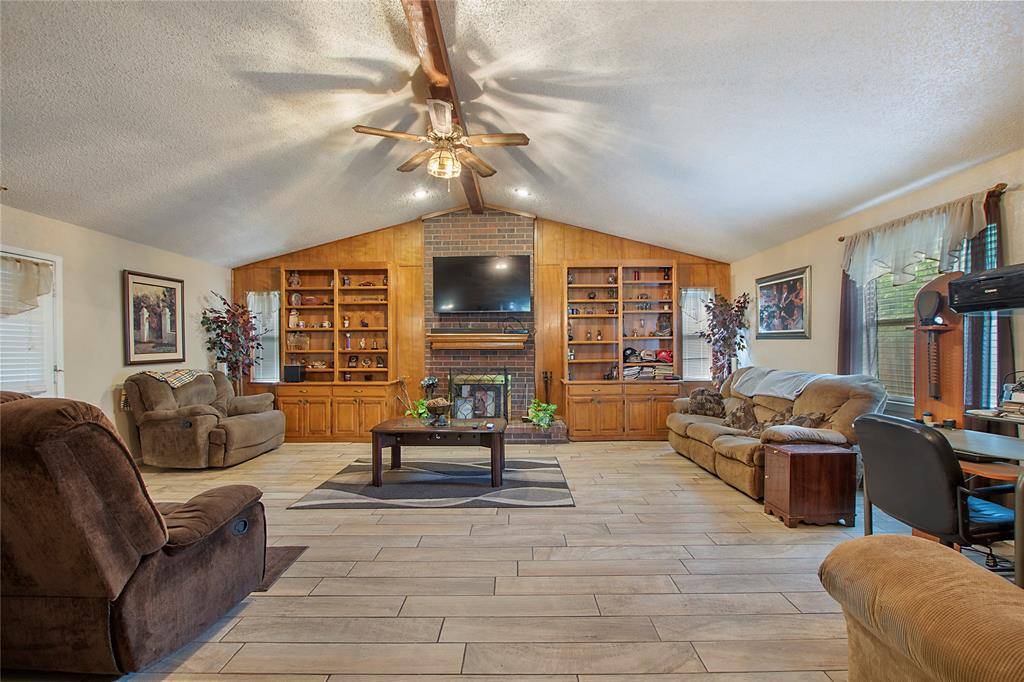 Everman, TX 76140,508 Deer Creek Road
