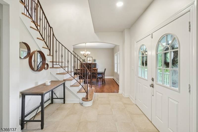 Hardyston Twp., NJ 07460,4 Knollwood Ln