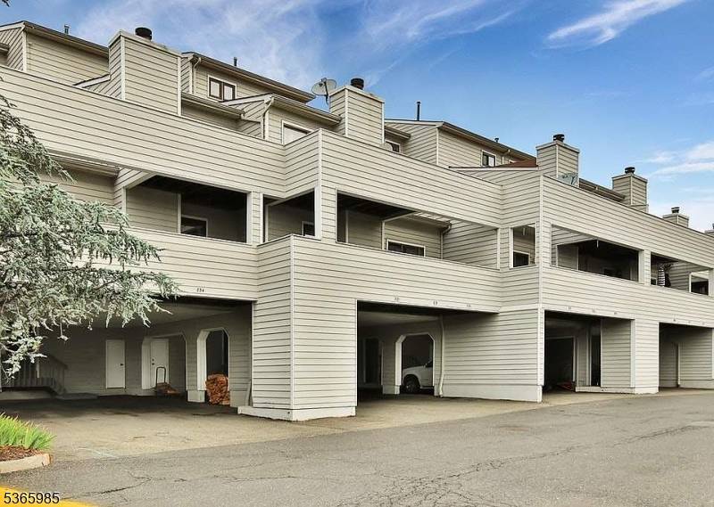 Secaucus Town, NJ 07094,801 Spinnaker Ct