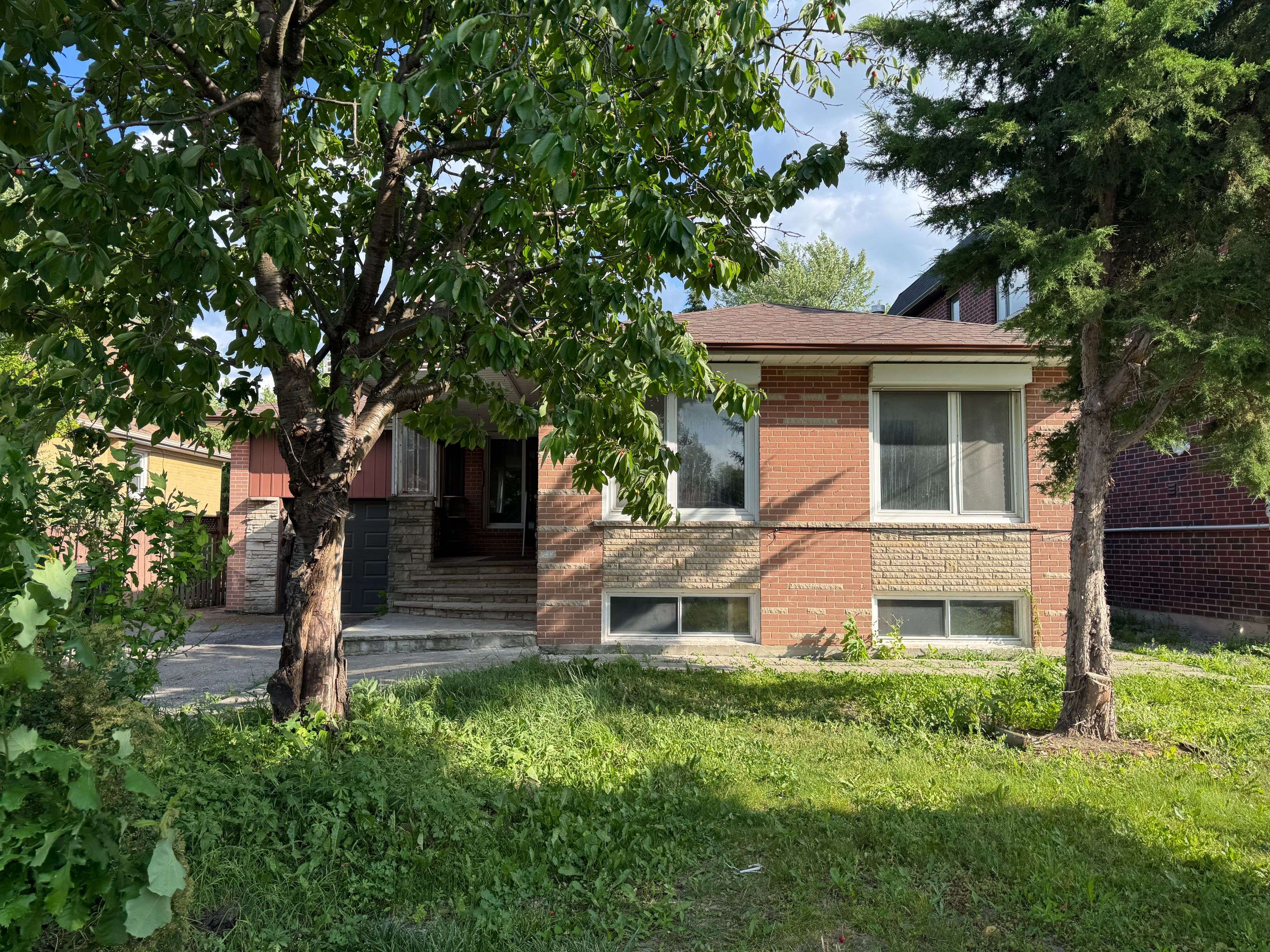 Toronto C07, ON M2M 1M7,275 Pleasant AVE