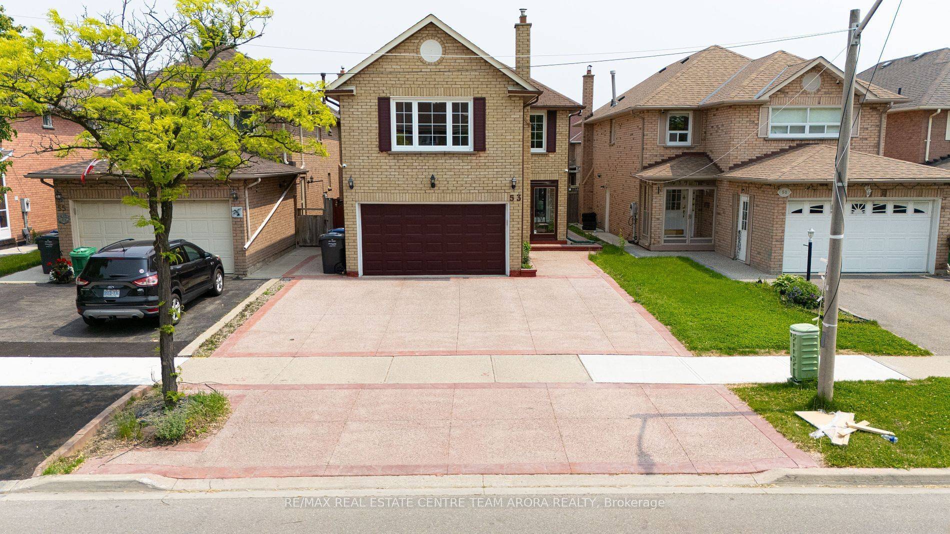 Brampton, ON L6Z 4G8,53 Cheviot CRES