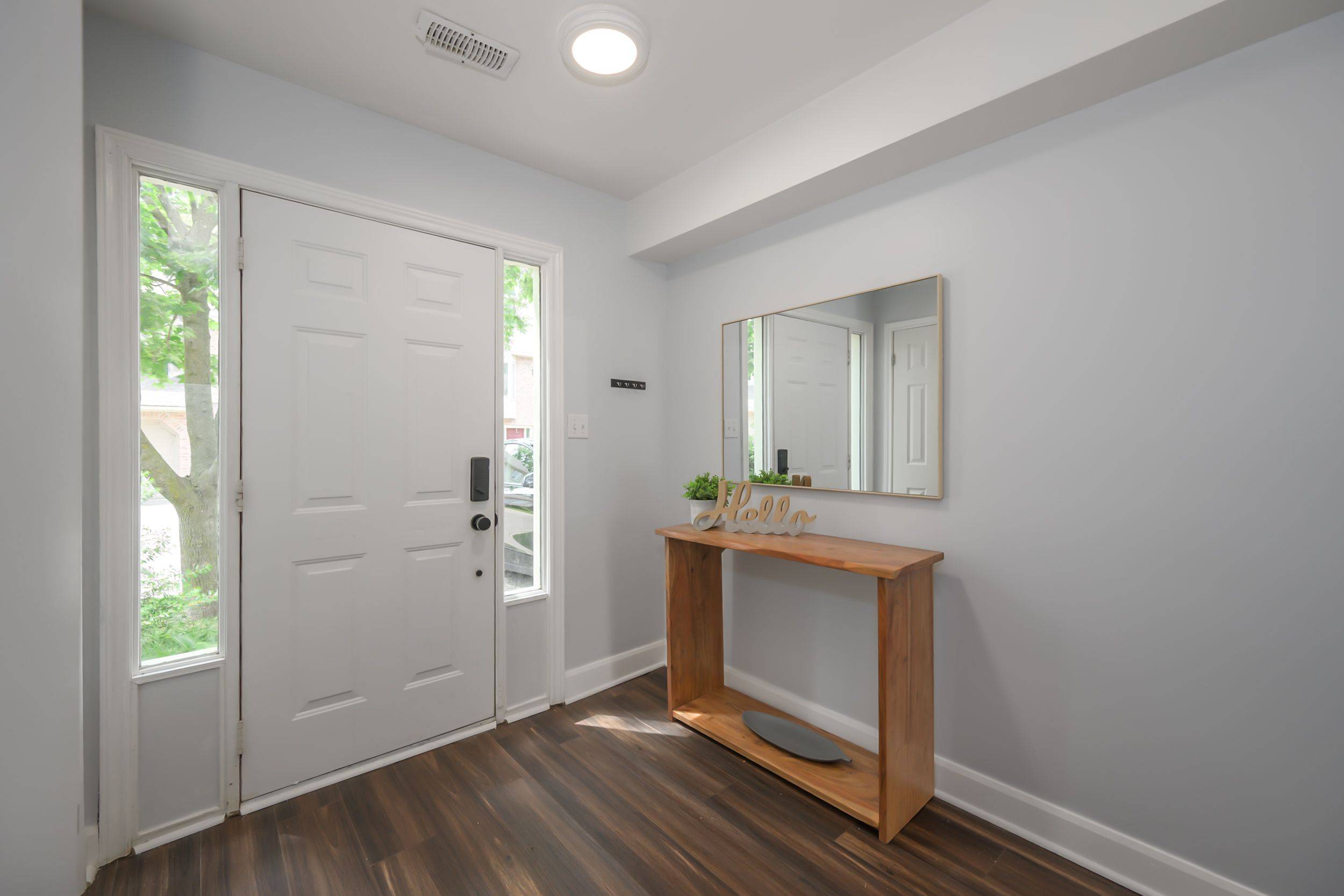 London South, ON N5Z 4Z6,9 Ailsa PL #43
