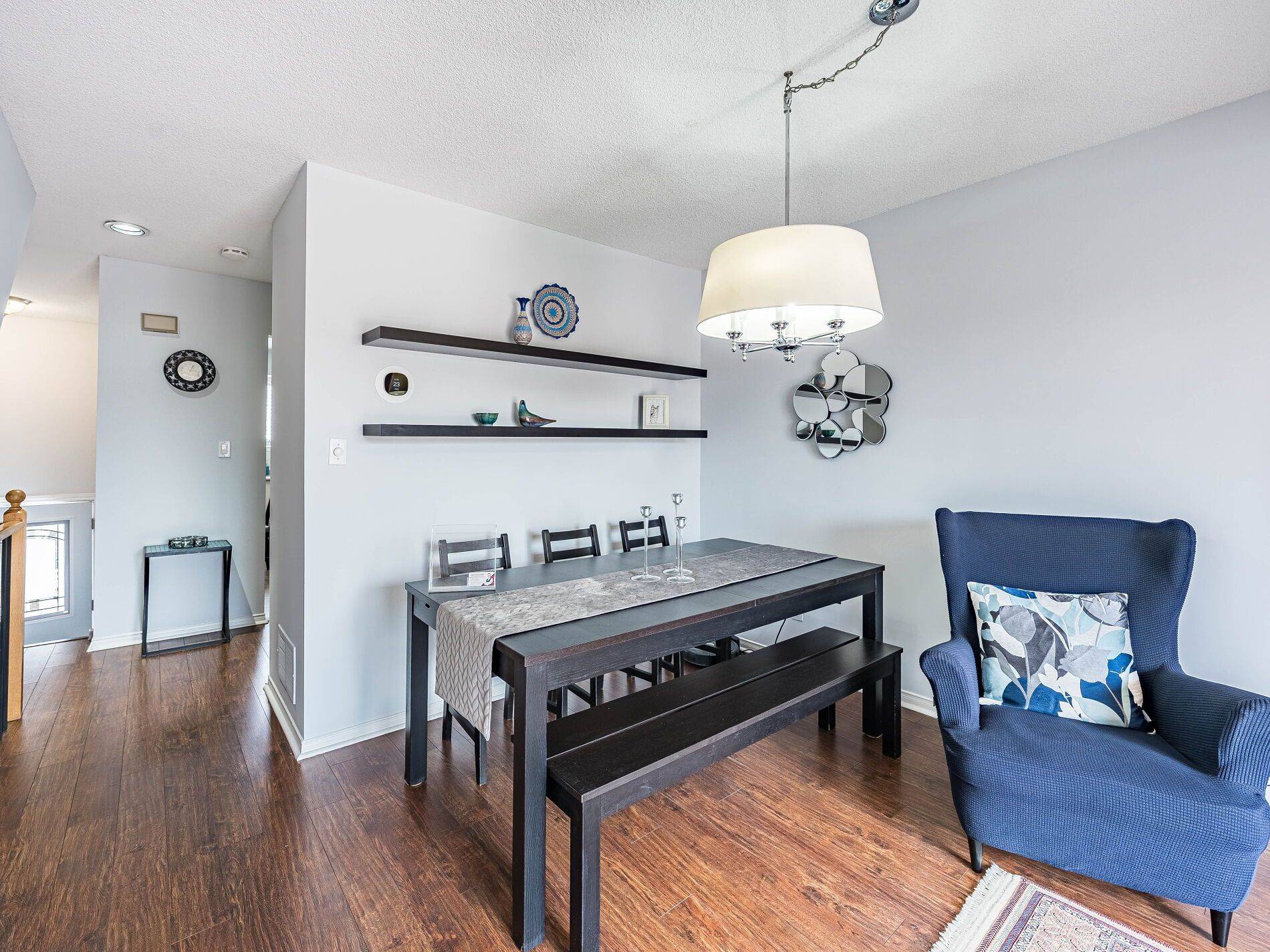 Newmarket, ON L3Y 8L8,97 William Curtis CIR