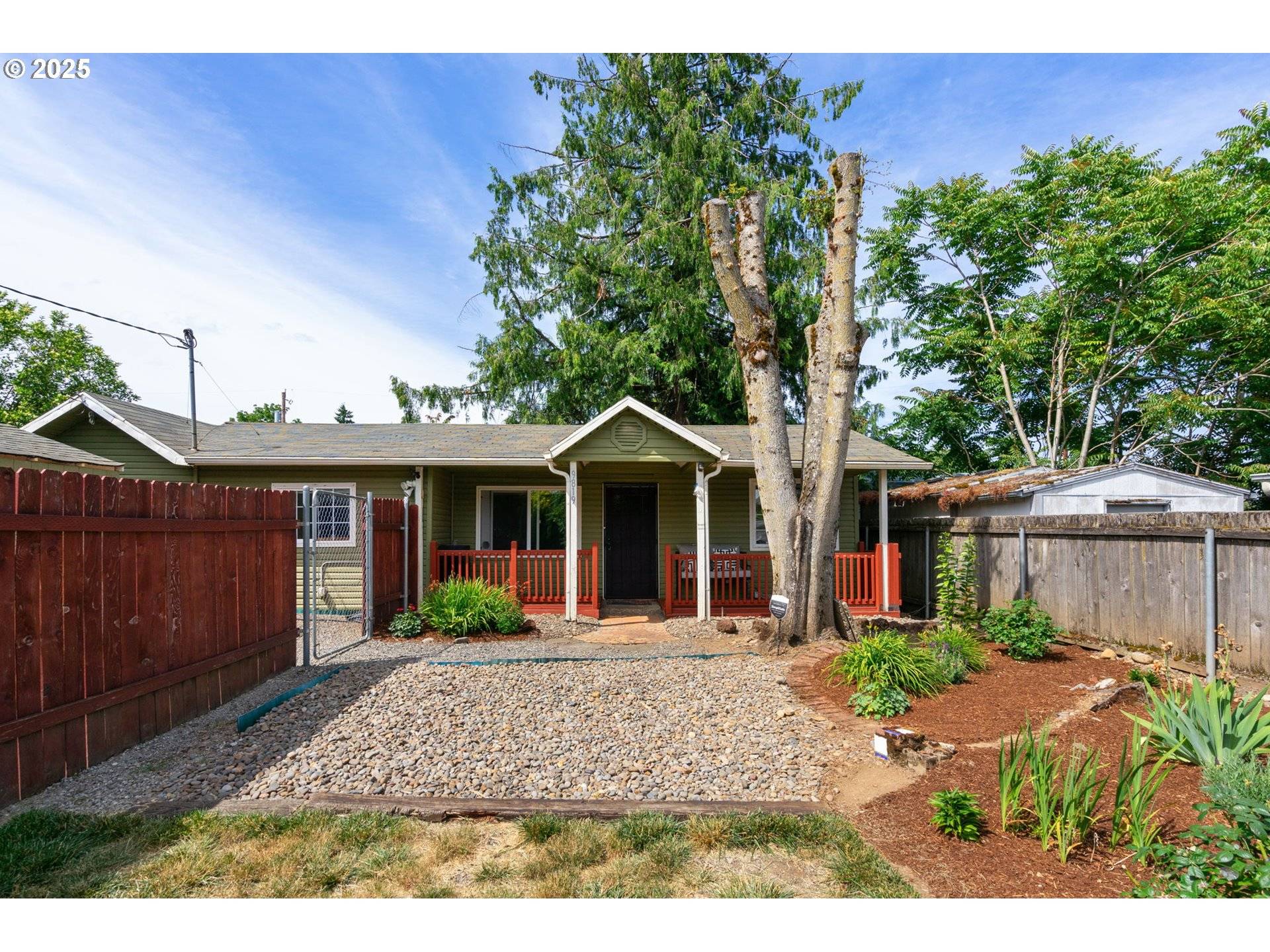 Portland, OR 97266,9819 SE KNIGHT ST