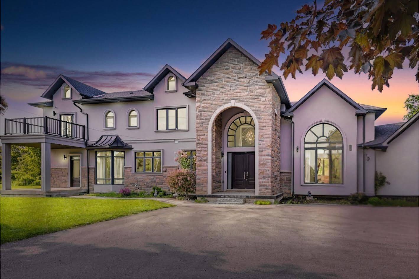 Clarington, ON L1E 2R6,1690 Highway 2 RD #Main