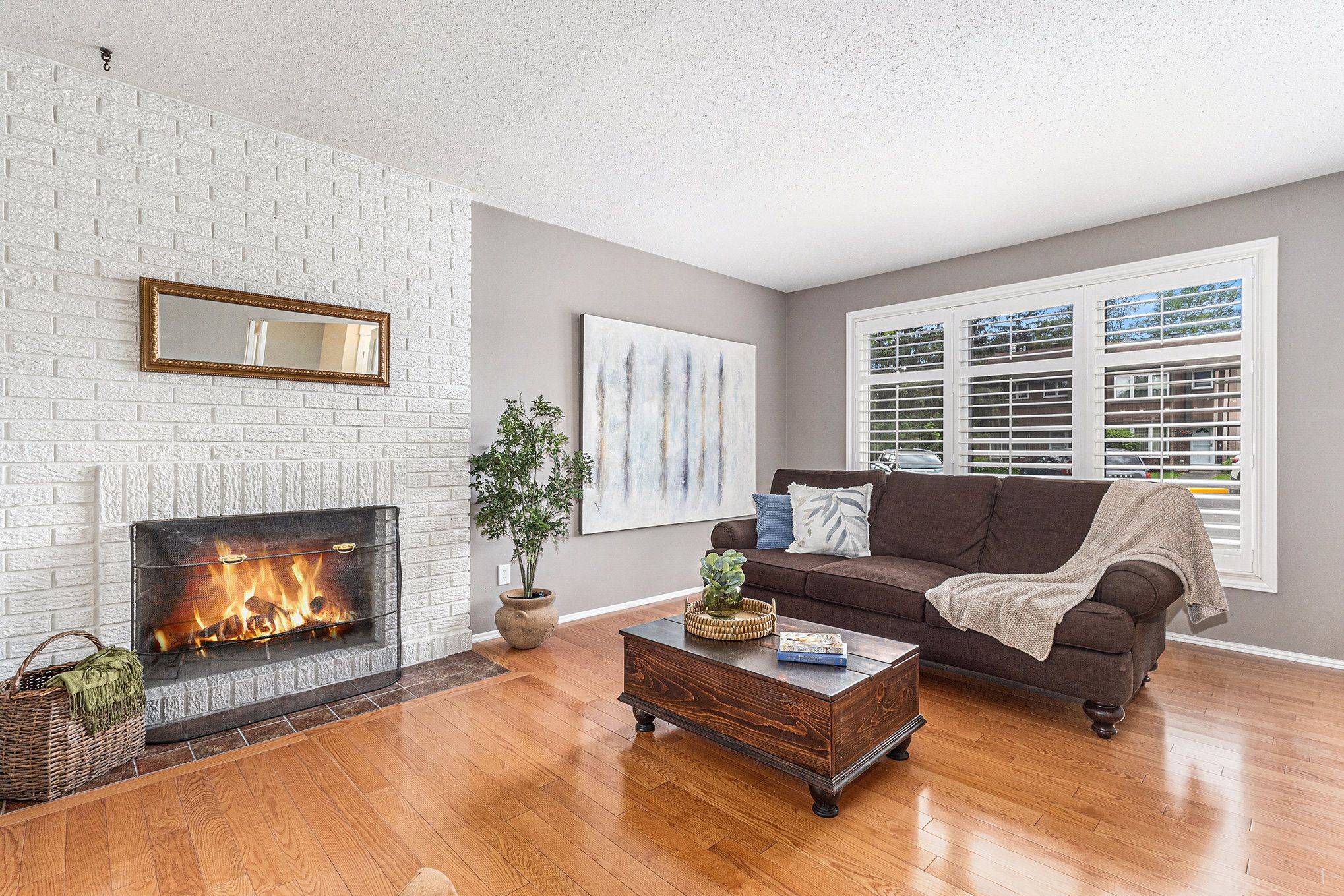 Beacon Hill North - South And Area, ON K1J 8M8,2111 Montreal RD #101