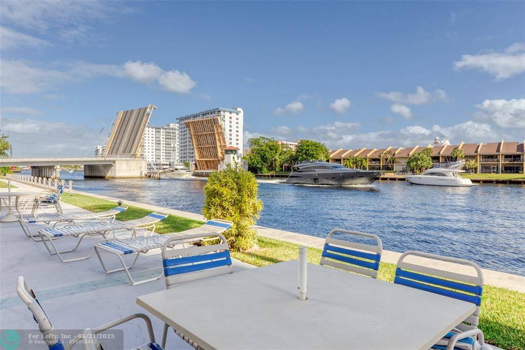 Pompano Beach, FL 33062,2900 NE 14th Street Cswy  #210
