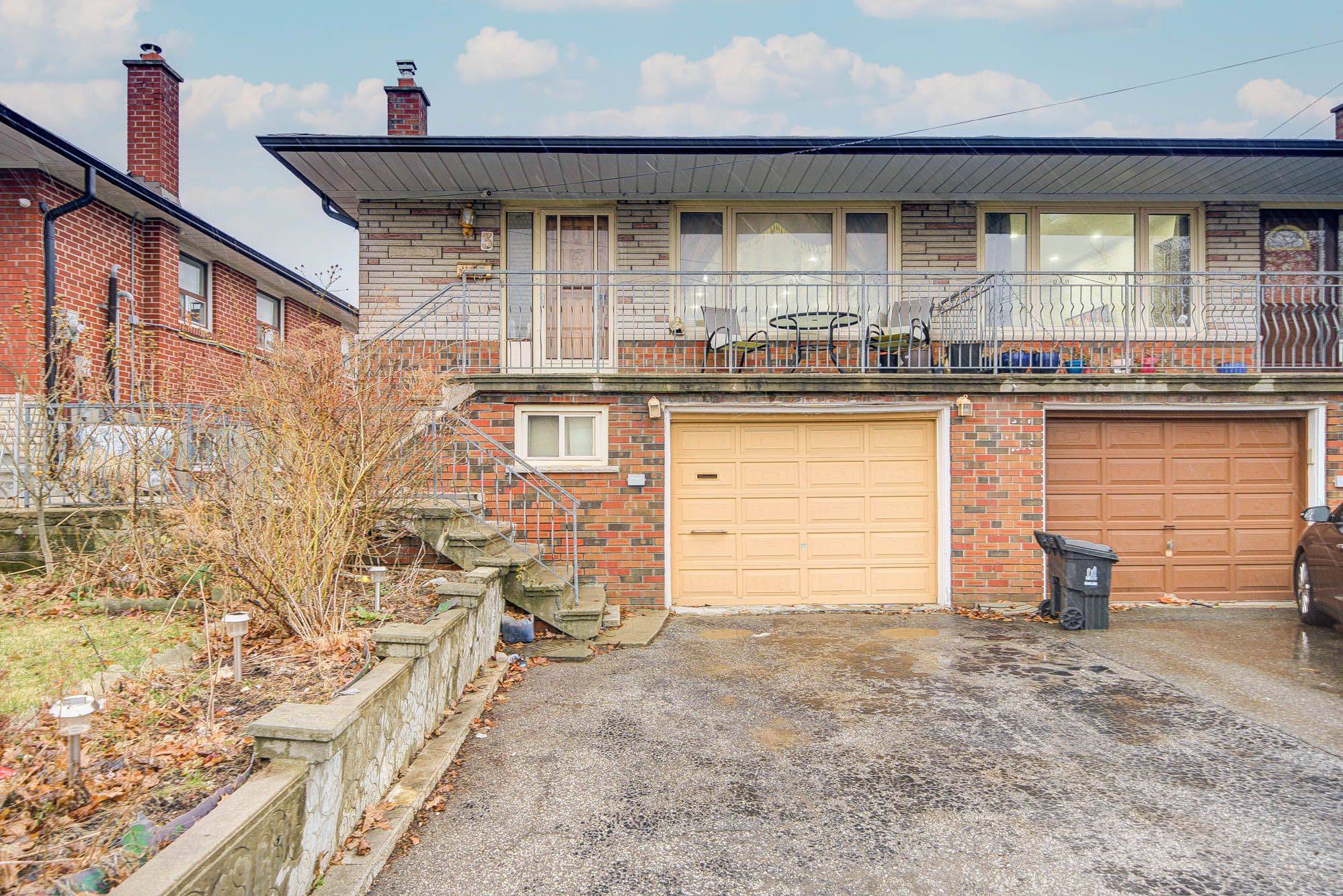 Toronto W10, ON M9V 1M8,3 Lakeland DR