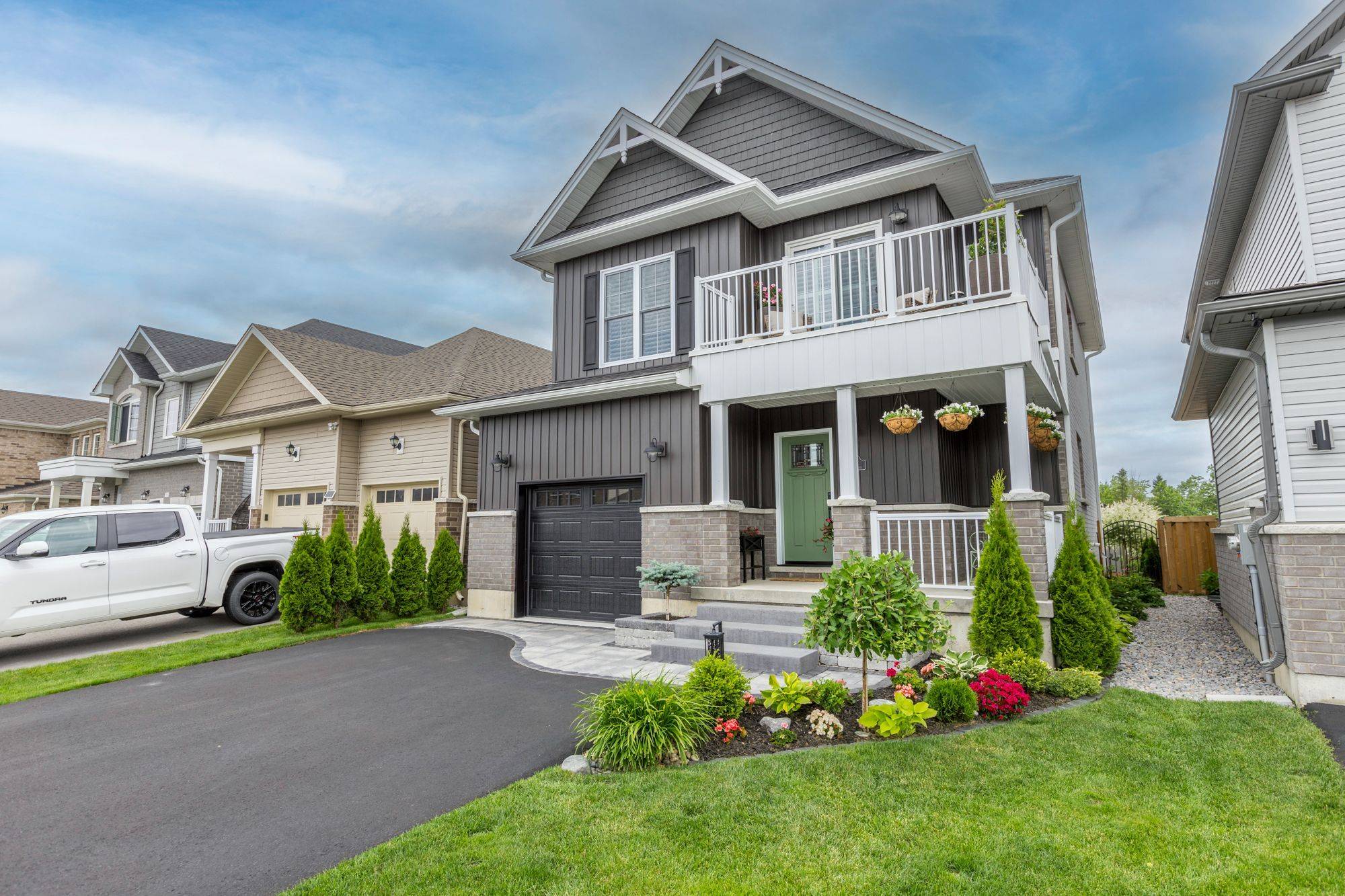 Peterborough East, ON K9J 0K1,15 Veterans RD W