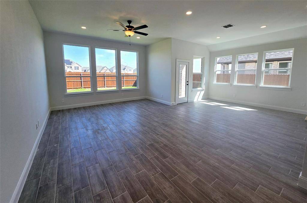 Fort Worth, TX 76036,5044 Meadow Vista Lane
