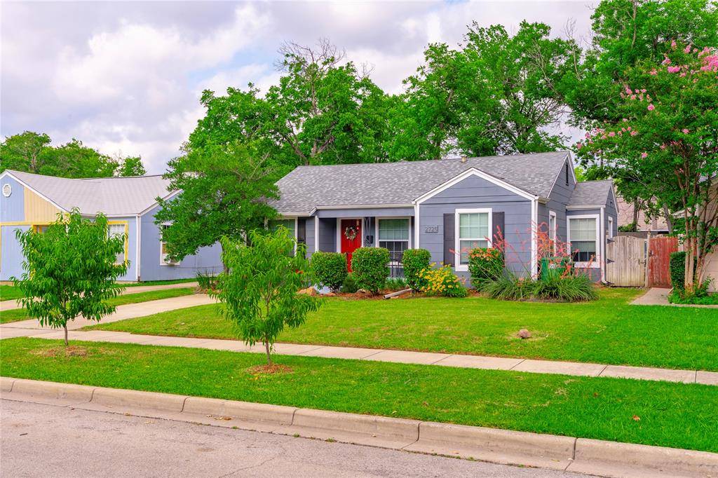 Fort Worth, TX 76110,2725 Ryan Avenue