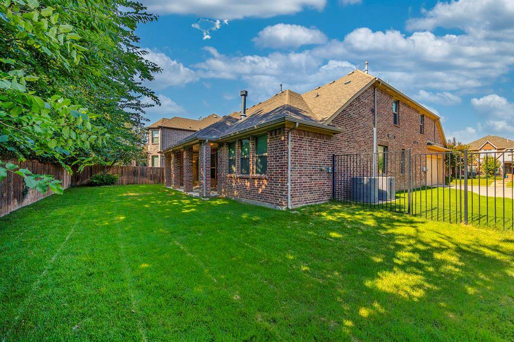 North Richland Hills, TX 76182,6913 Chisholm Trail