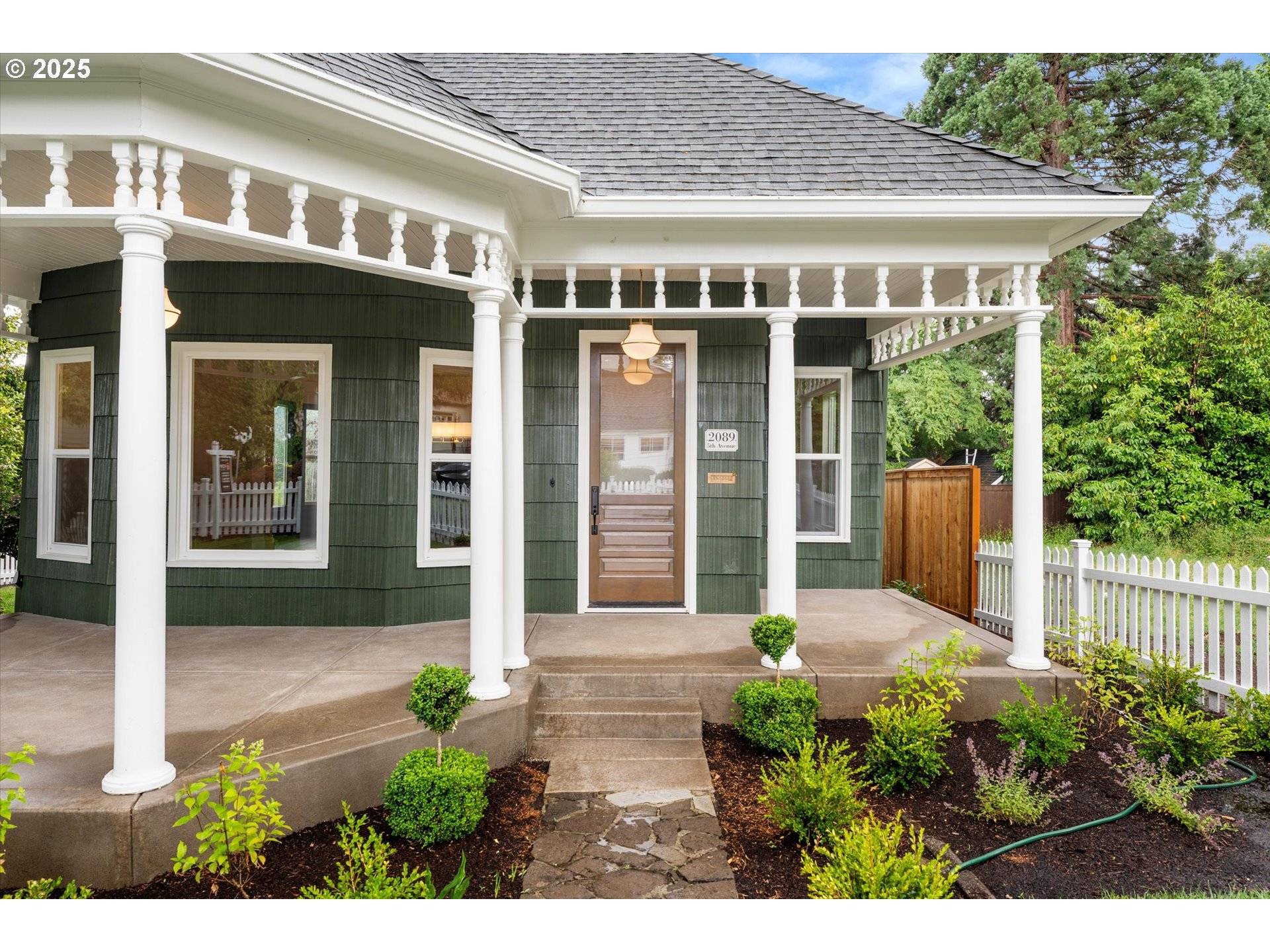 West Linn, OR 97068,2089 5TH AVE