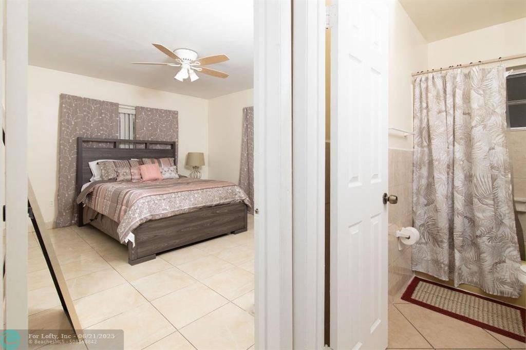 Miramar, FL 33023,6305 SW 18th Street  #5
