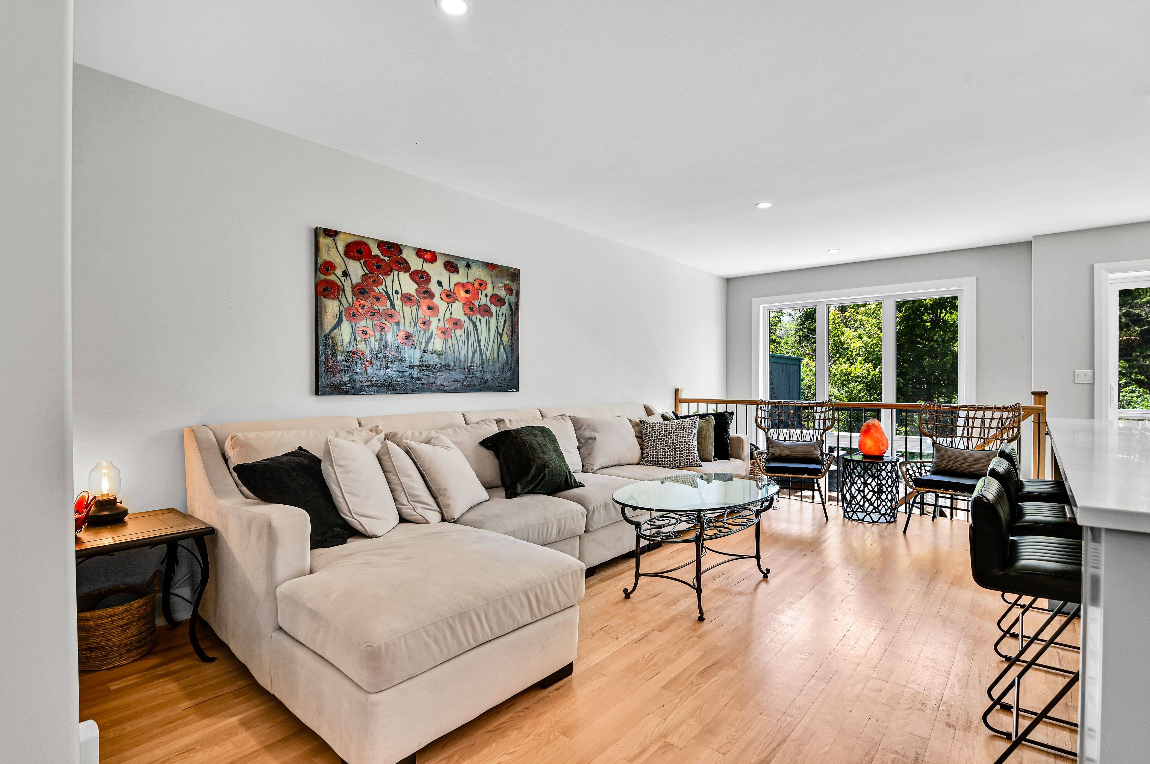 Stittsville - Munster - Richmond, ON K2S 2L8,90 Porter ST