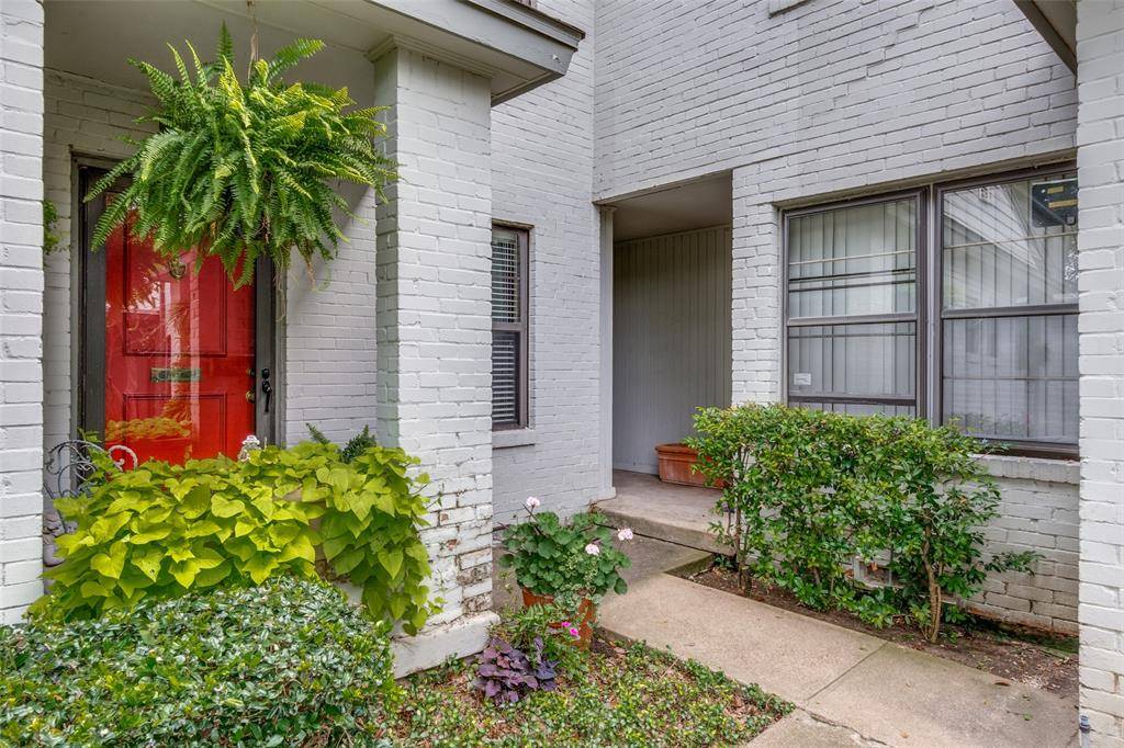 Dallas, TX 75235,5037 N Hall Street #5037