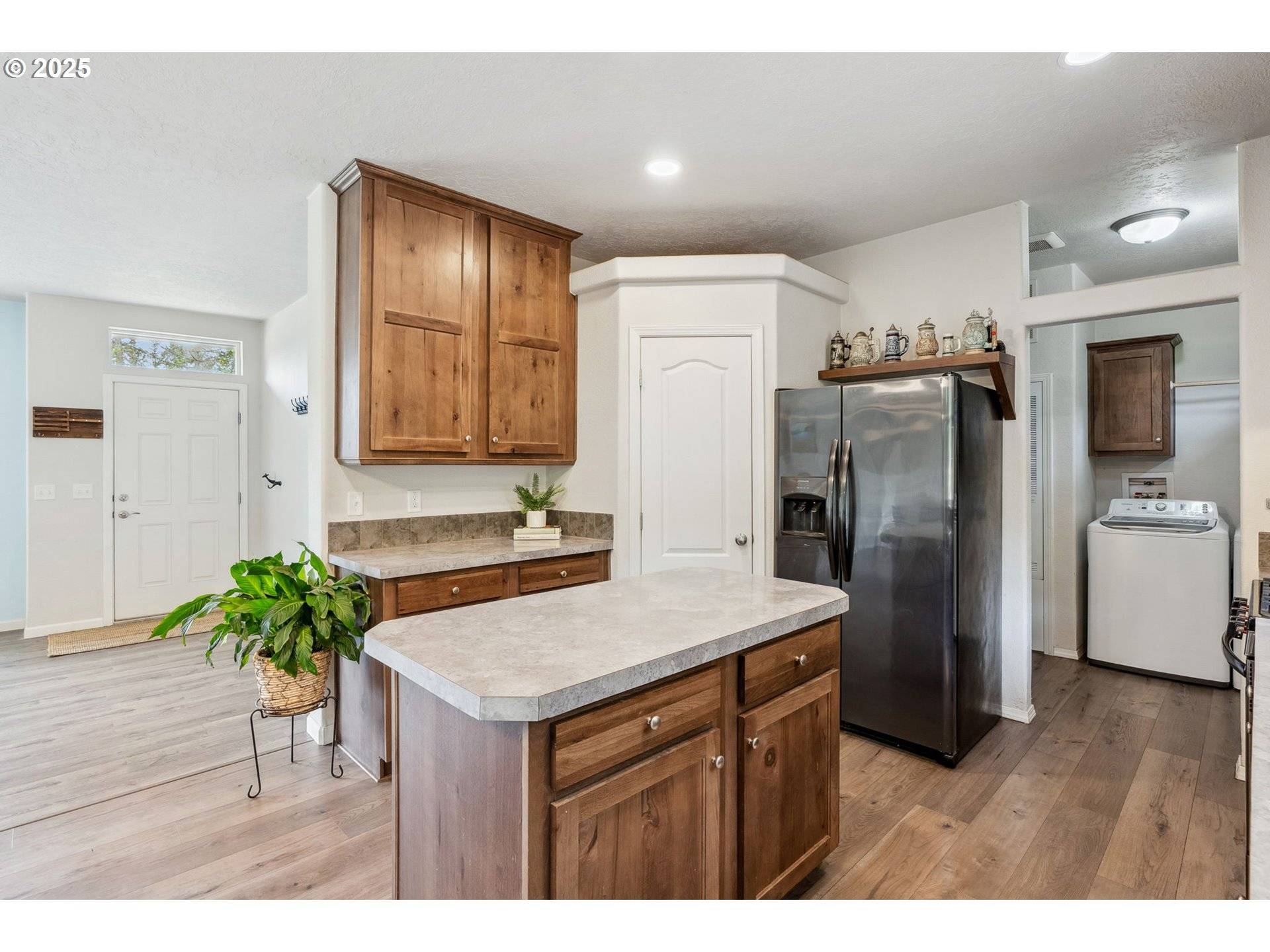 White Salmon, WA 98672,1059 S INDIAN LN