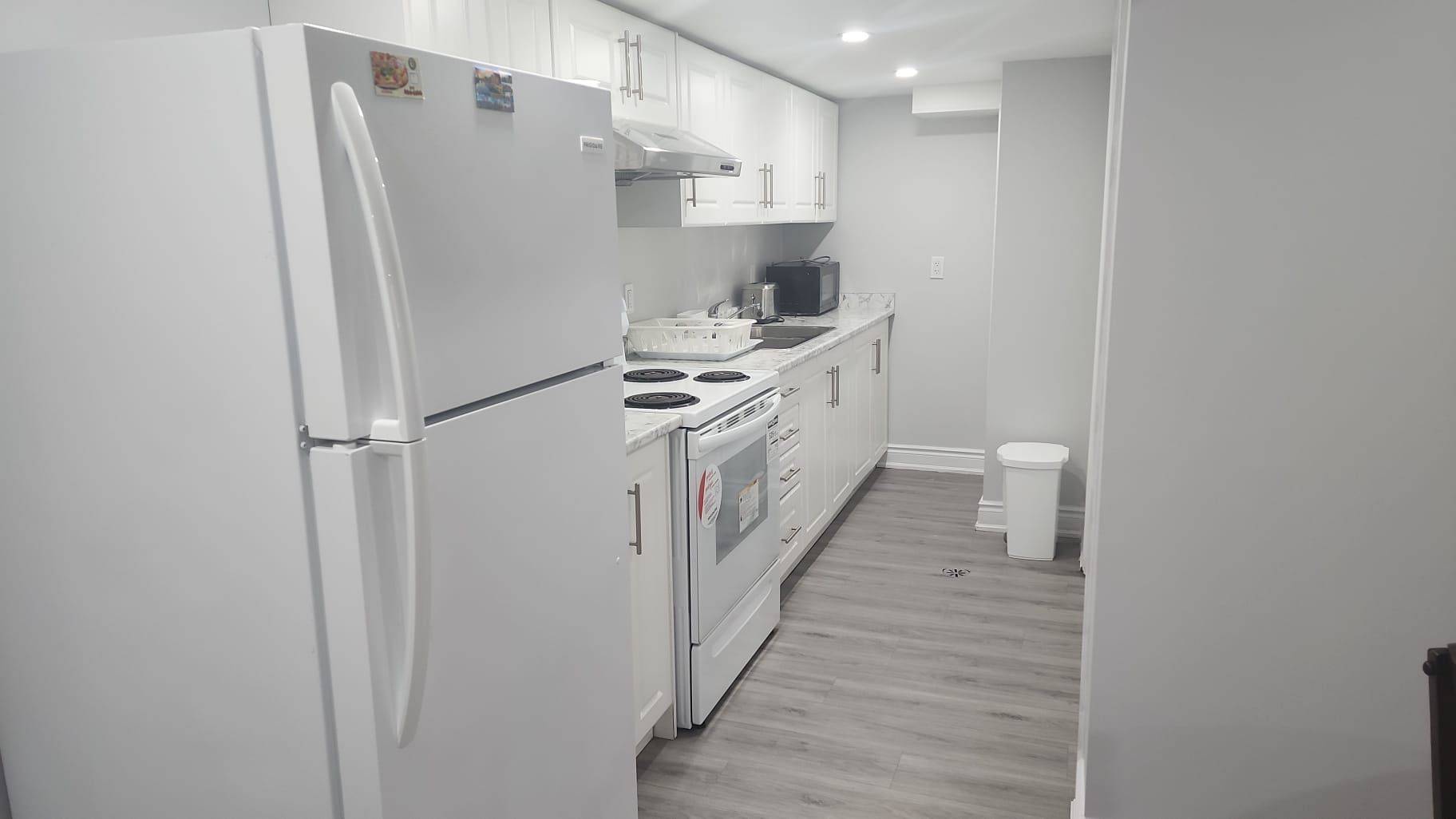 Kitchener, ON N2R 1W7,43 Saddlebrook CT #Basement
